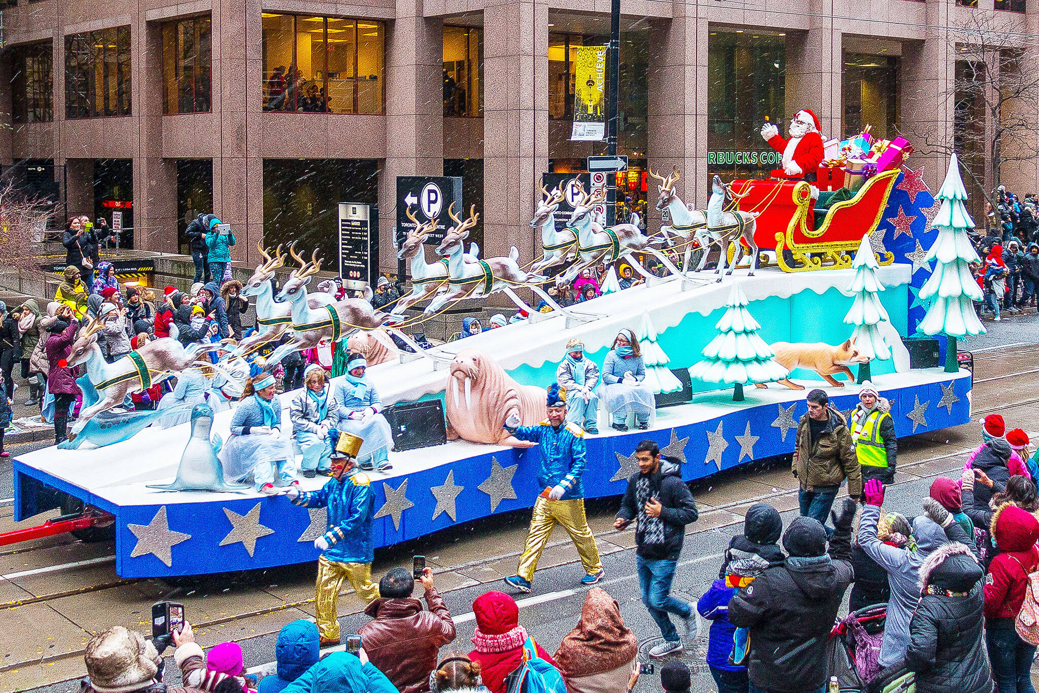The Santa Claus Parade is coming back to Toronto for 2022