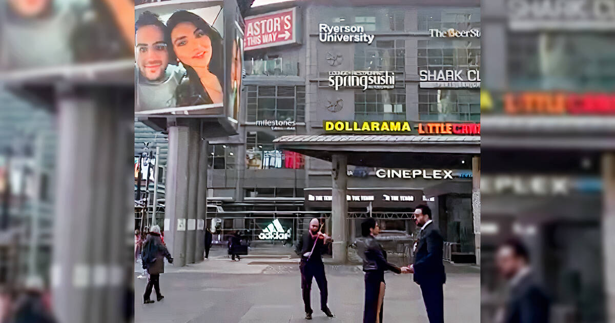Toronto man rents out Yonge-Dundas Square billboards for heart-melting proposal