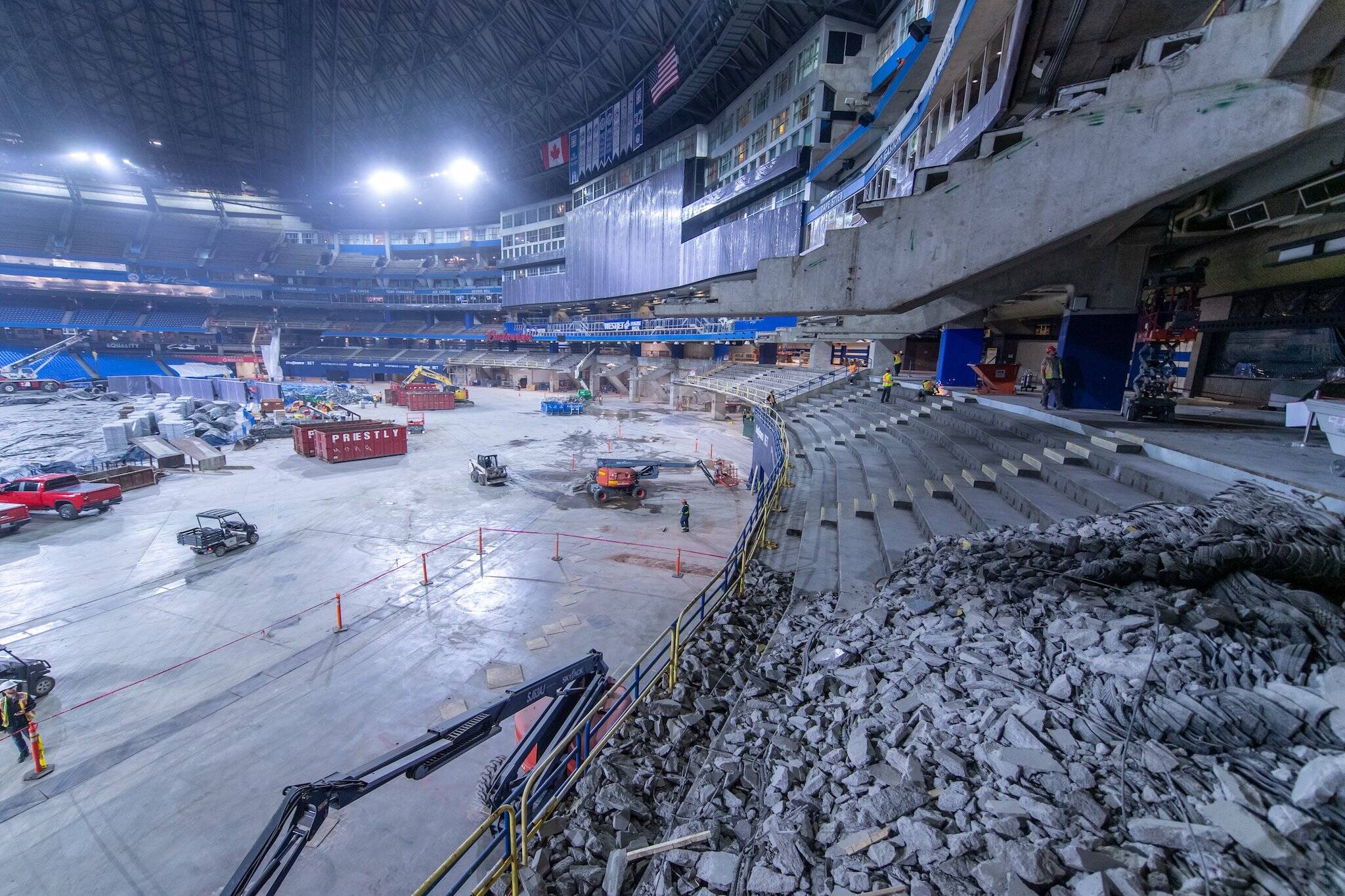 20221213 Blue Jays Rogers Centre Renovation ?w=2048&cmd=resize Then Crop&height=1365&quality=70