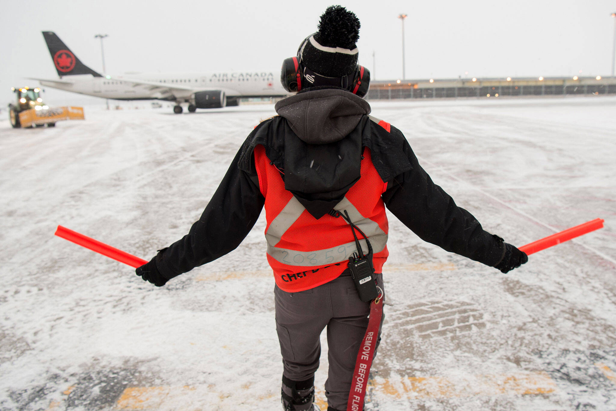 pearson airport delays snow