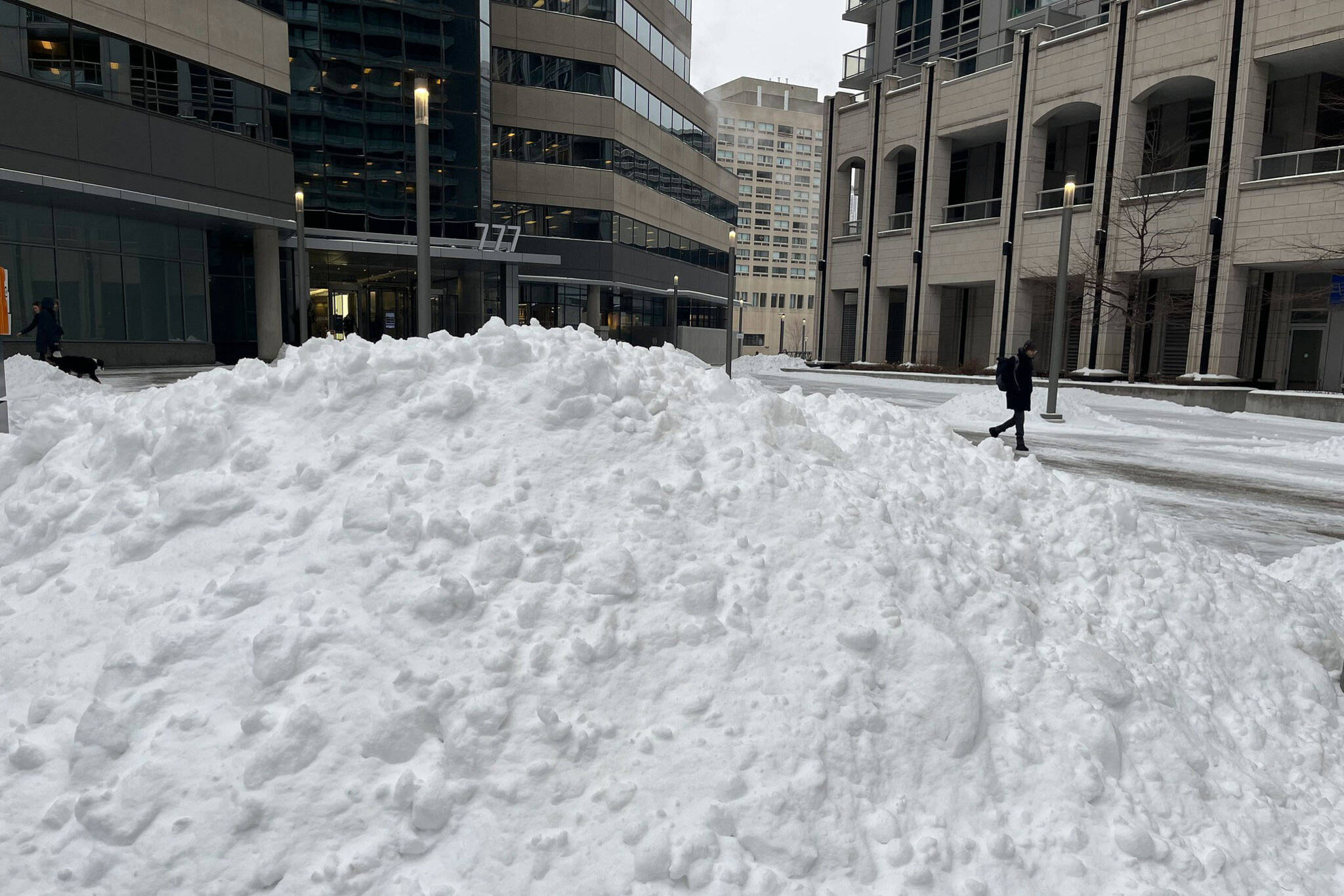 Toronto's huge dump of snow just broke an alltime snowfall record