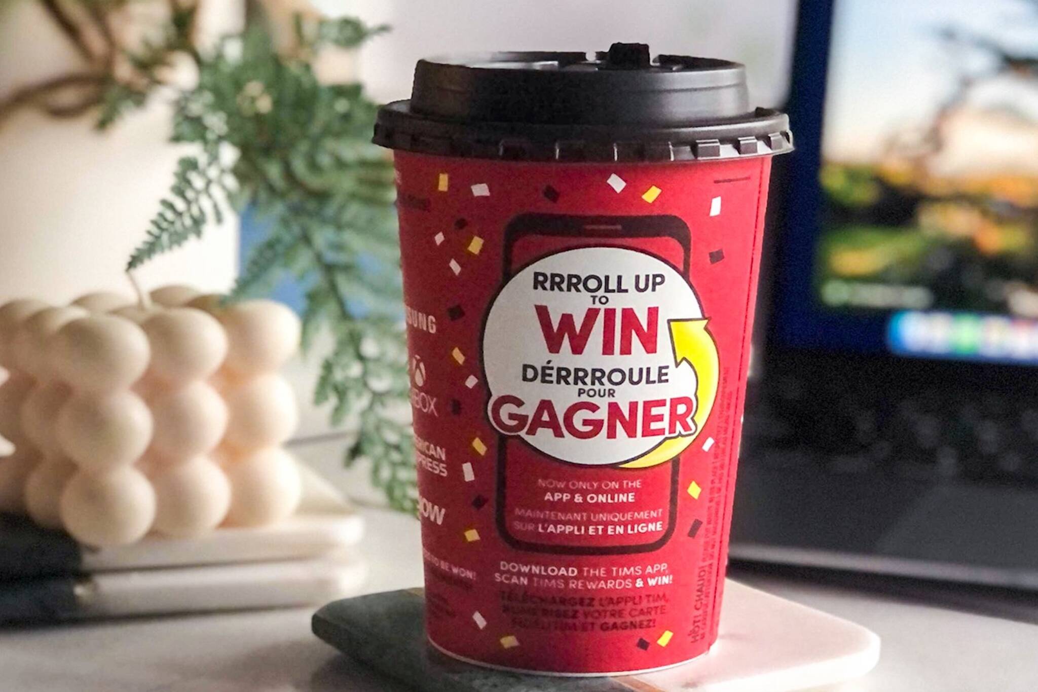 People are still confused about Tim Horton's Roll up the Rim cups