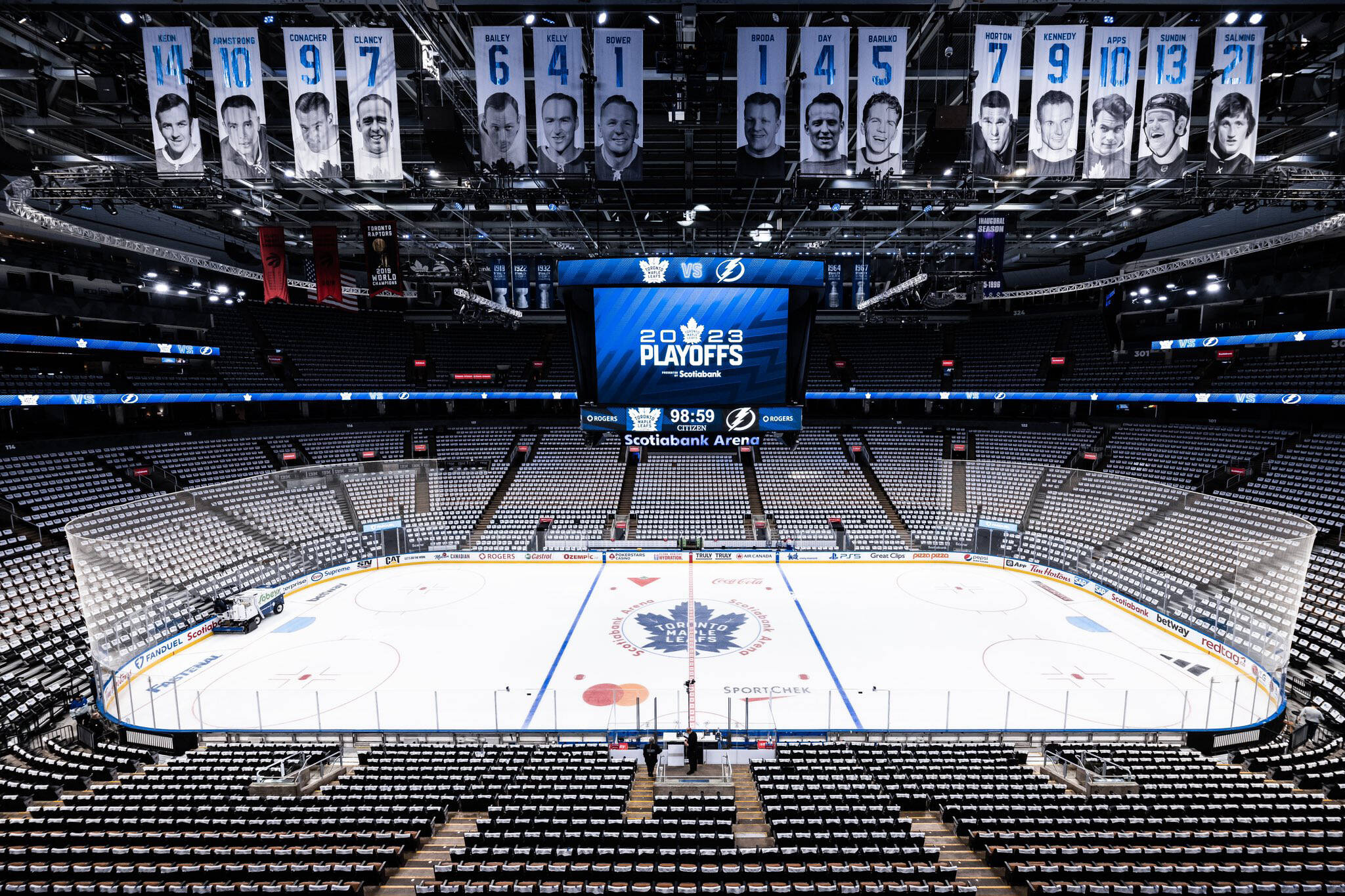 Toronto Maple Leafs booed off the ice by home fans in blowout playoff loss