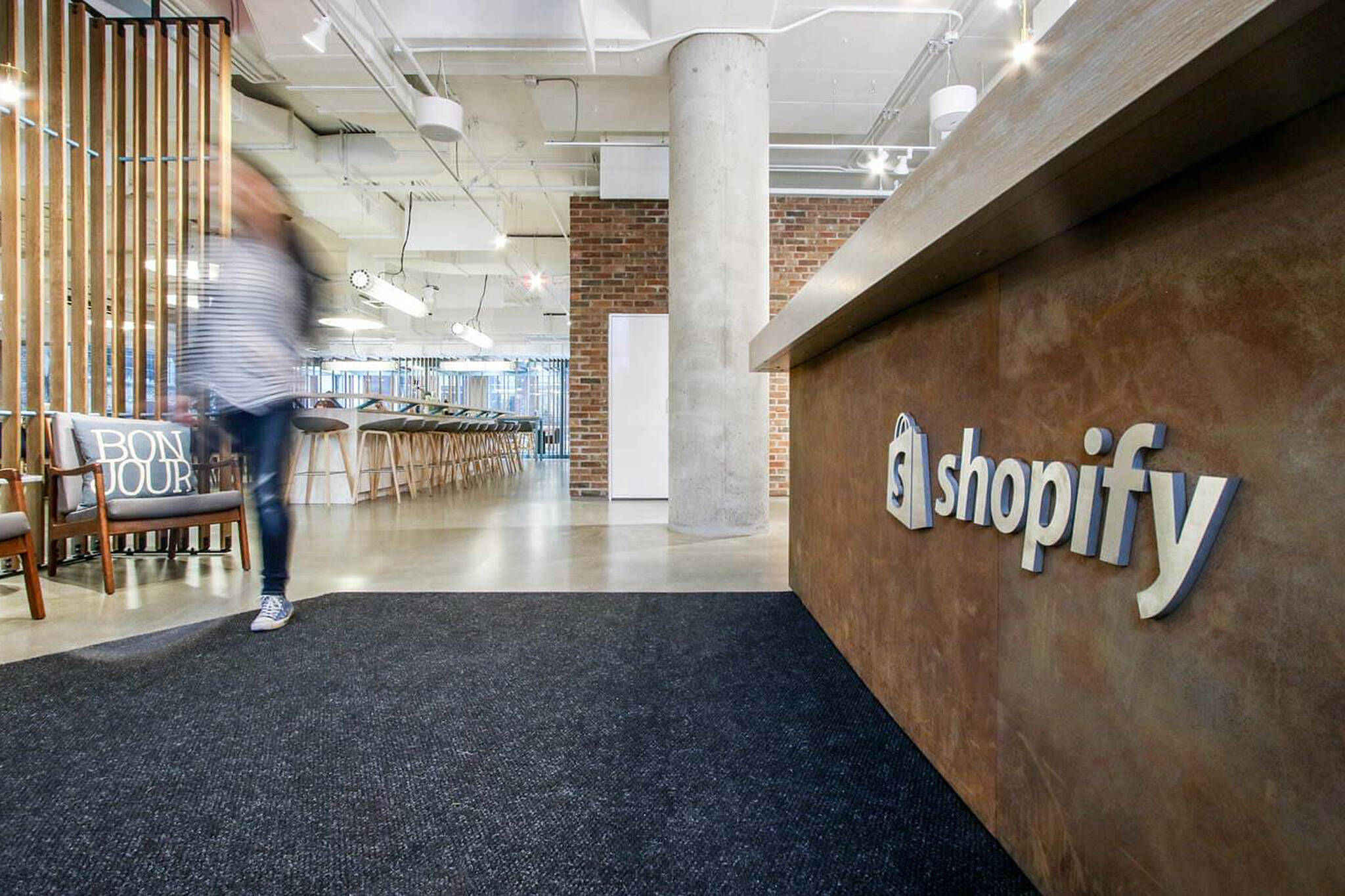 shopify lay off