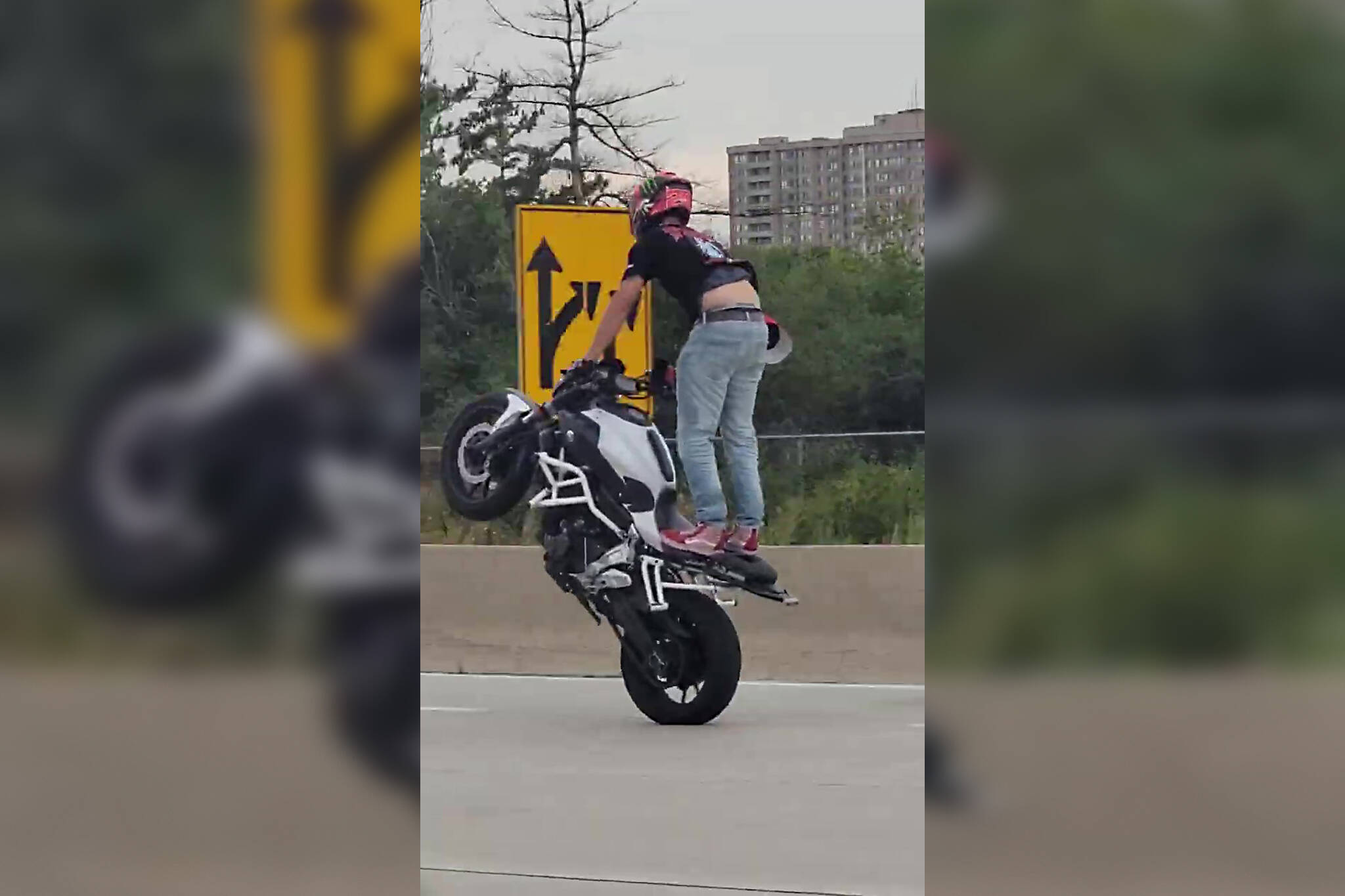 407 motorcycle stunt
