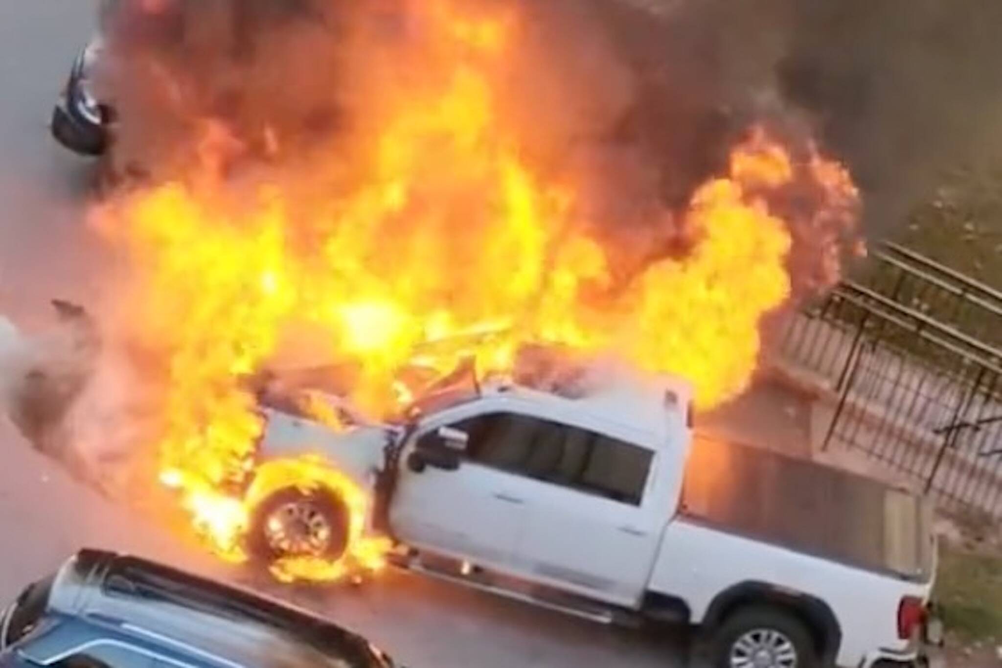 car on fire toronto
