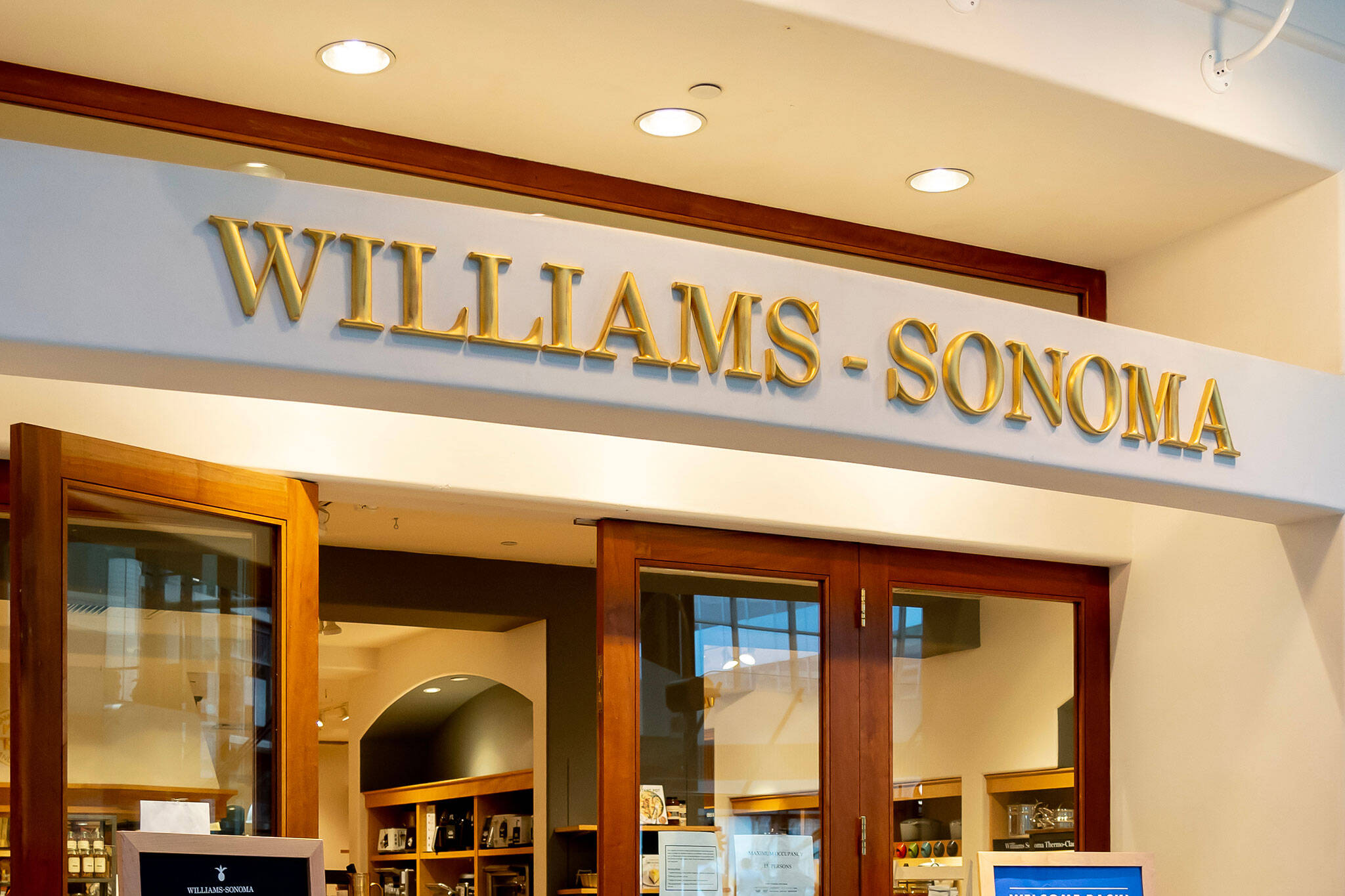 Williams Sonoma closing Toronto location and throwing huge liquidation sale