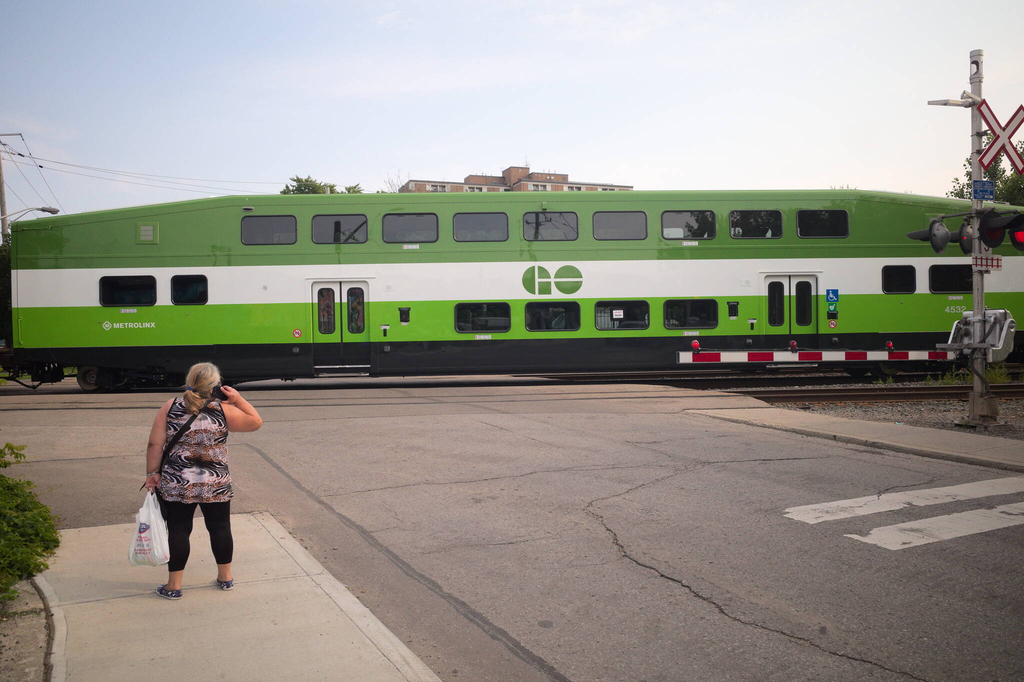 People upset with GO Transit's new policy to close doors before