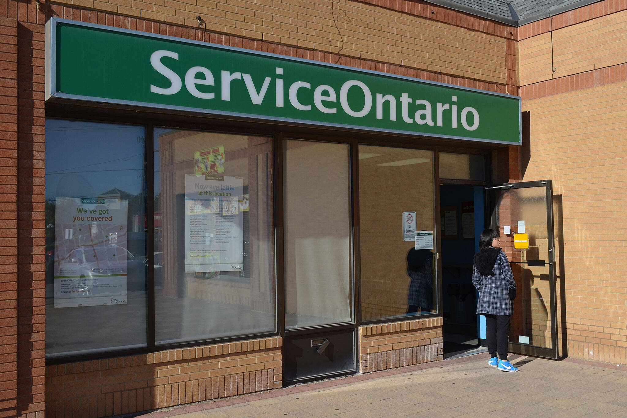 202322 Service Ontario 2 ?w=2048&cmd=resize Then Crop&height=1365&quality=70