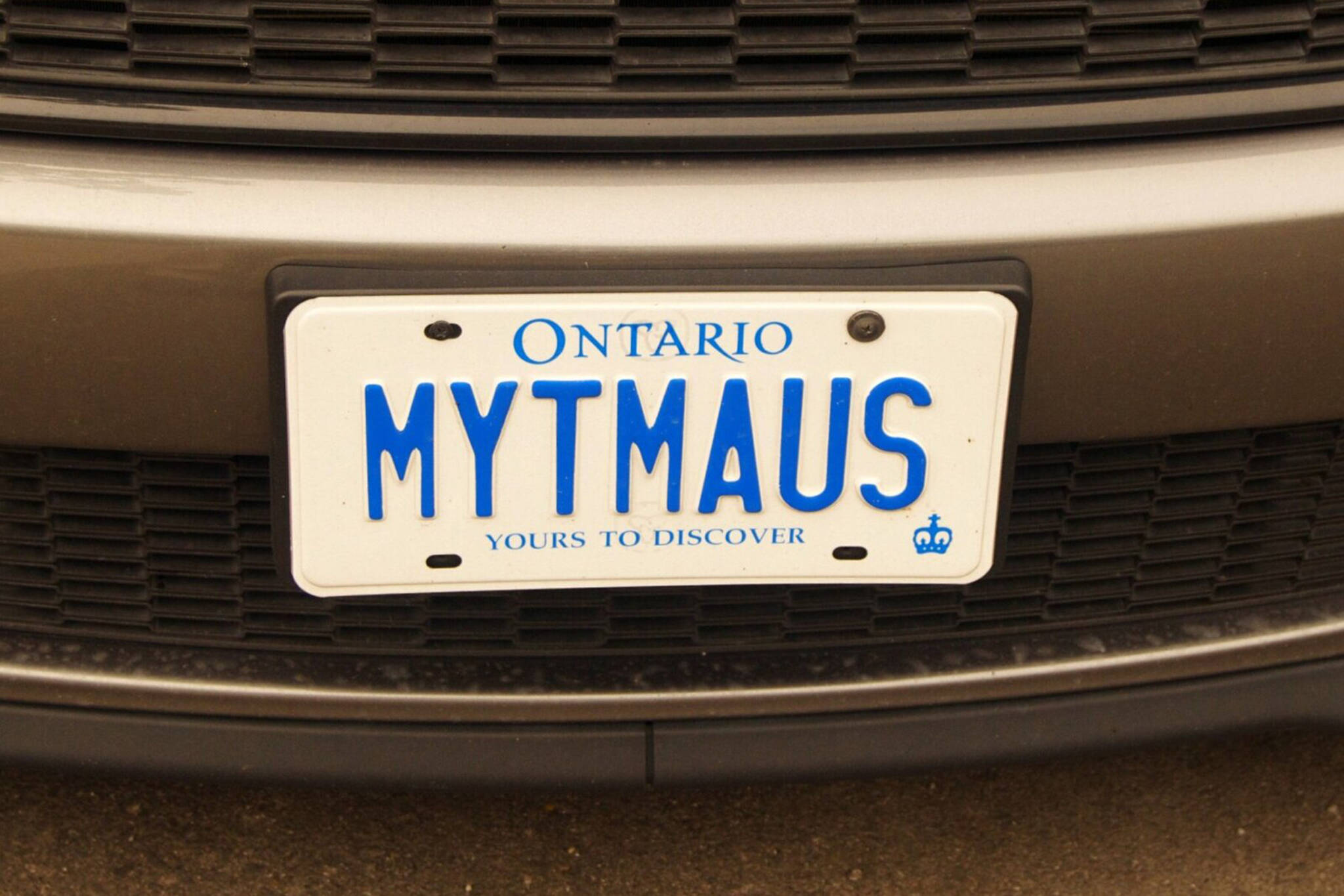 ontario personalized plate