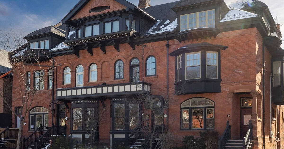 多伦多这个价值400万加元的维多利亚时代住宅首次上市，过去50年从未更换过主人