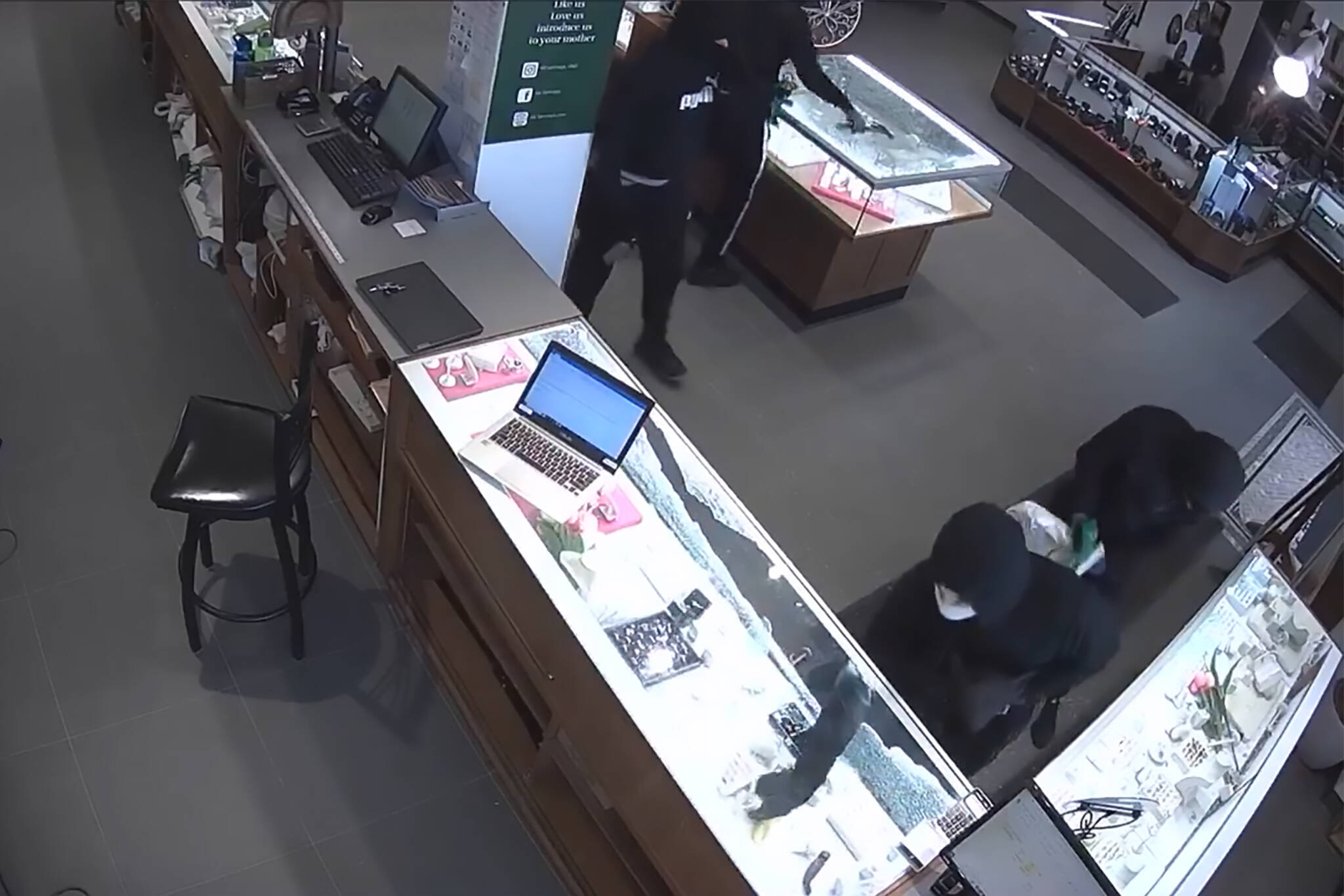 jewellery store robbery toronto