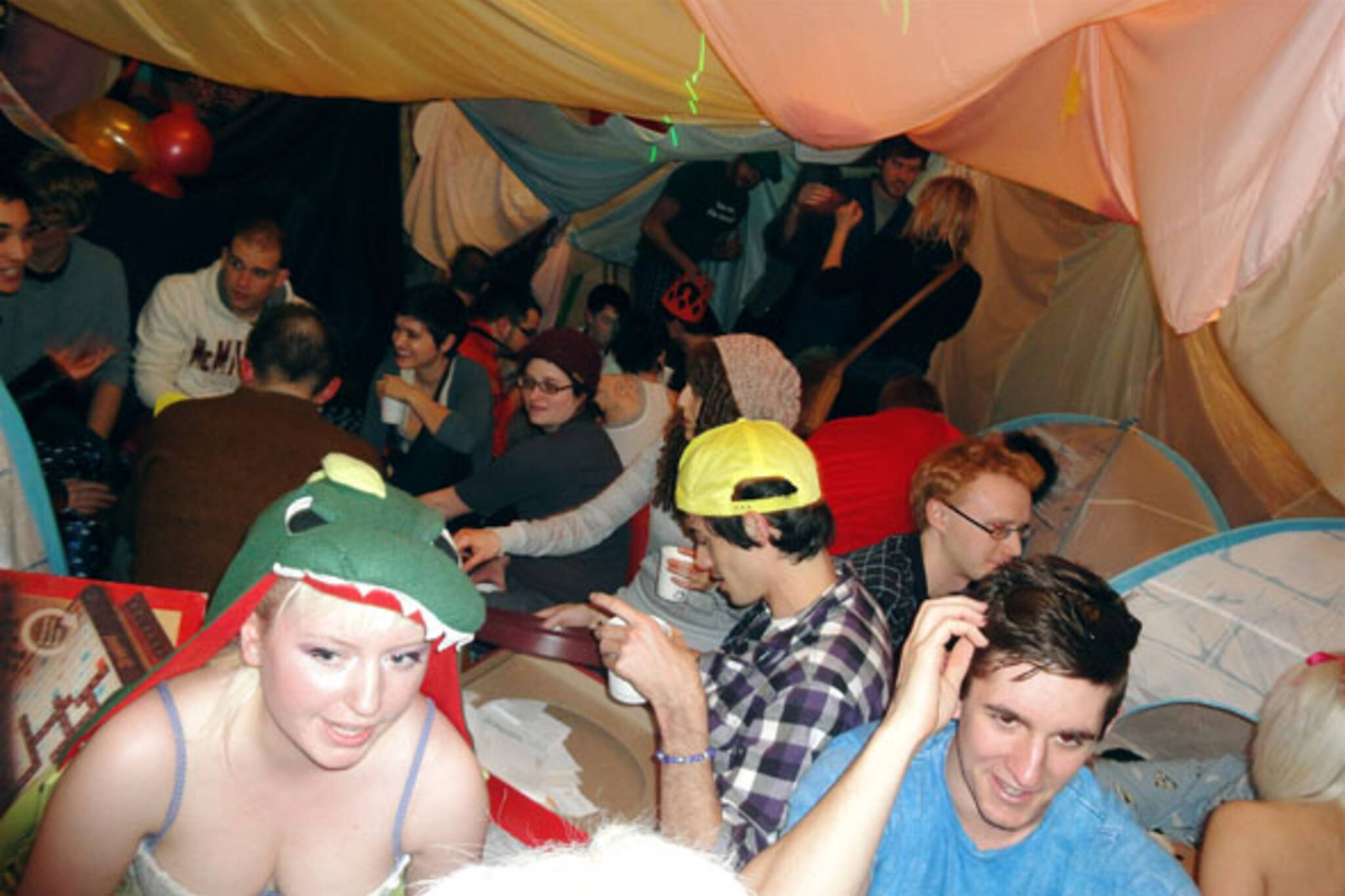 Blanket Fort Newmindspace slumber party