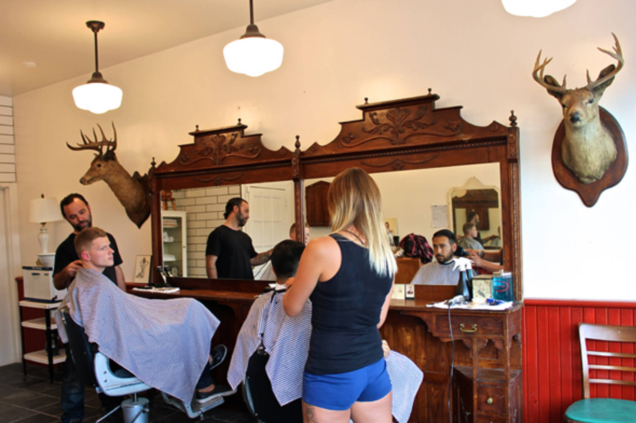 Barber Shop Leslieville
