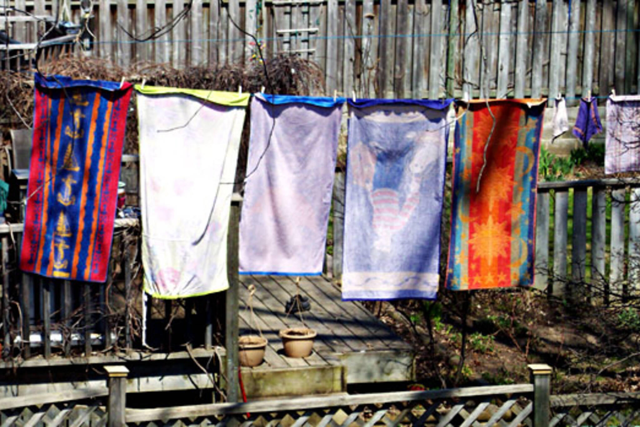 Clotheslines can no longer be banned in Ontario.