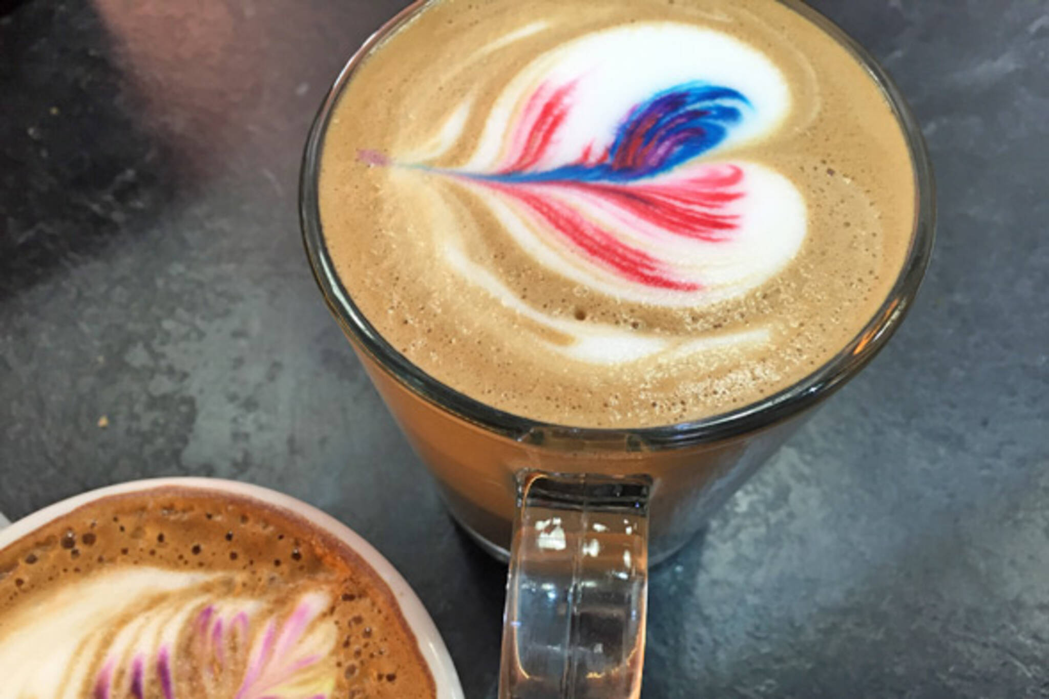 colour latte art
