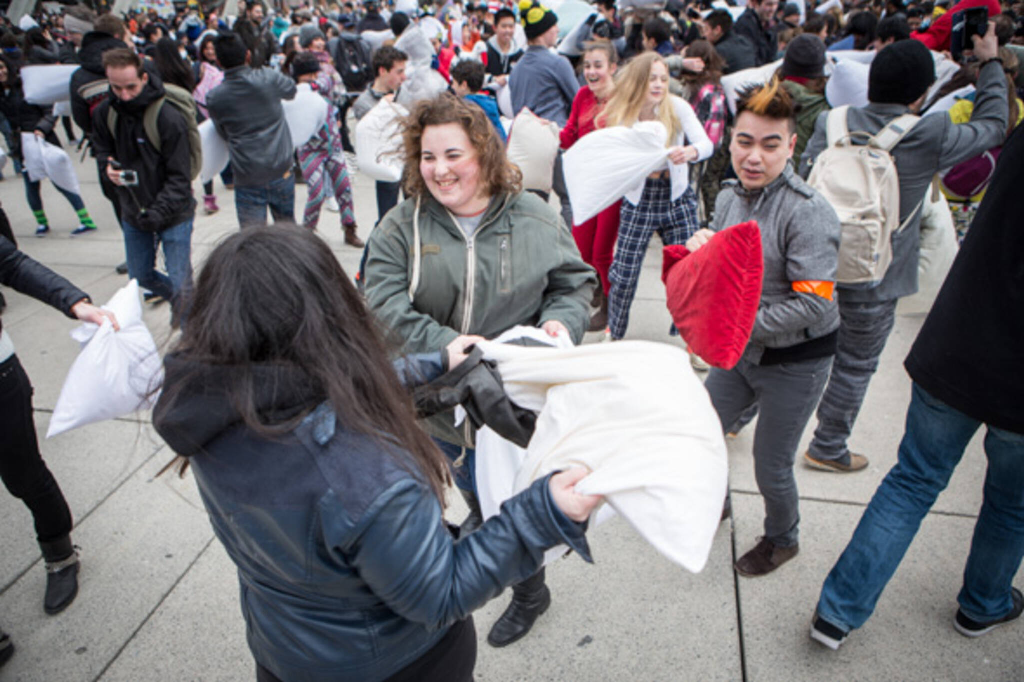 Theres A Massive Pillow Fight In Toronto Next Month