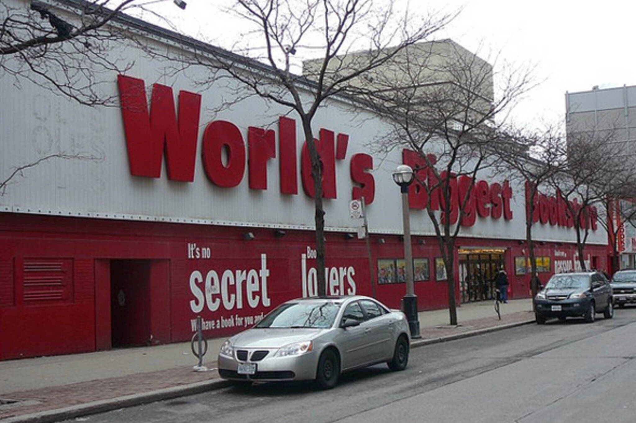 Worlds Biggest Bookstore Closed