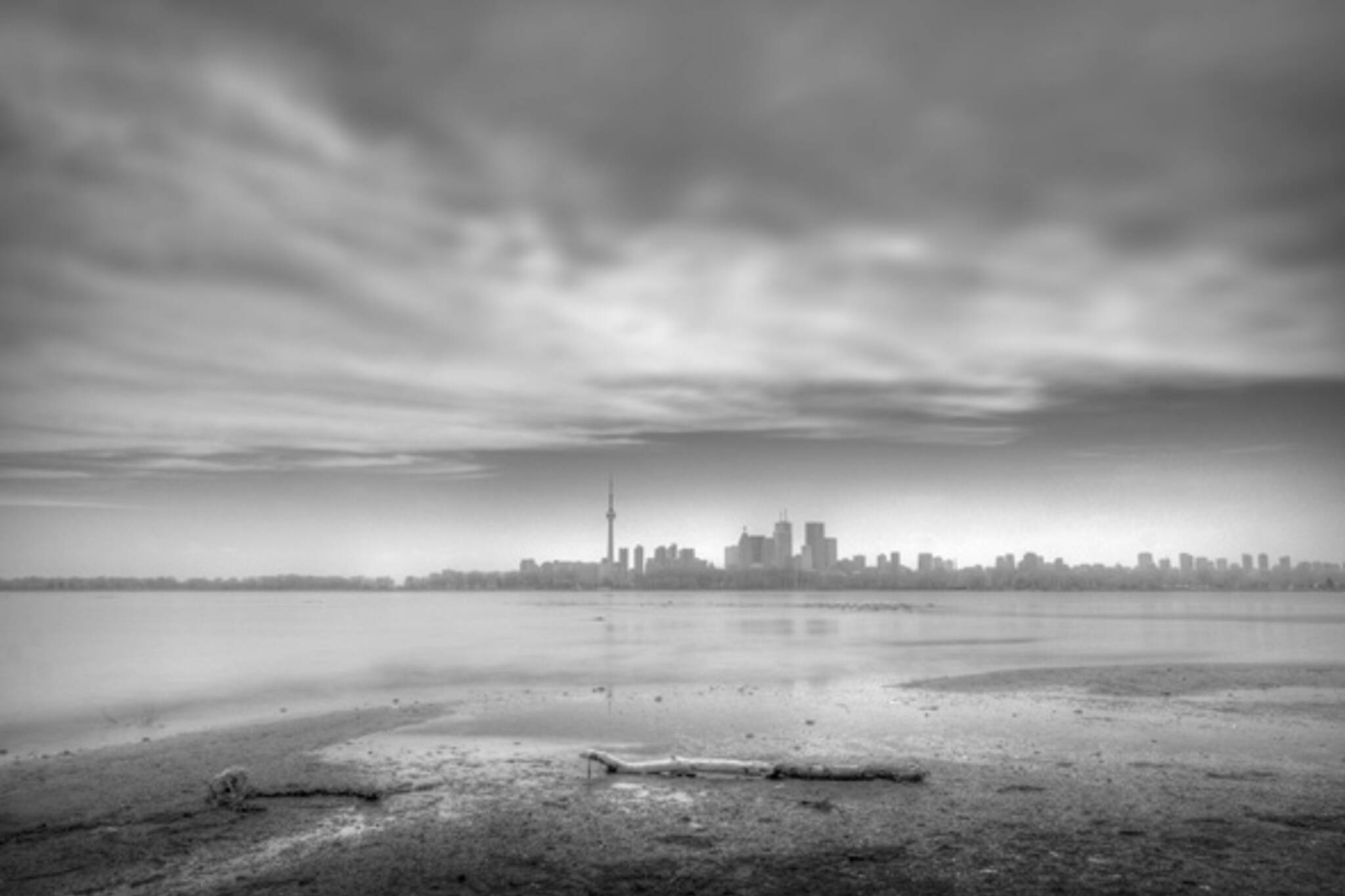 Toronto skyline black and white