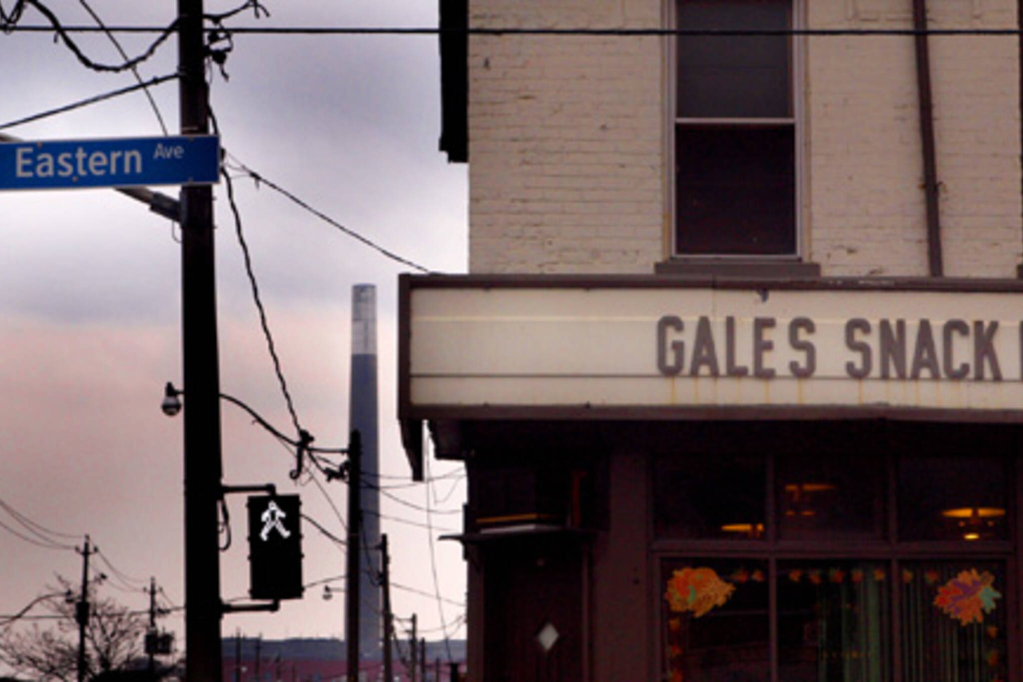 Gale's Snack Bar, an Eastern Avenue landmark