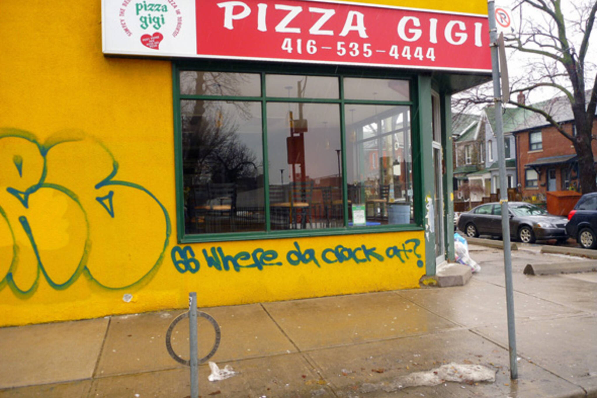 Pizza Gigi graffiti