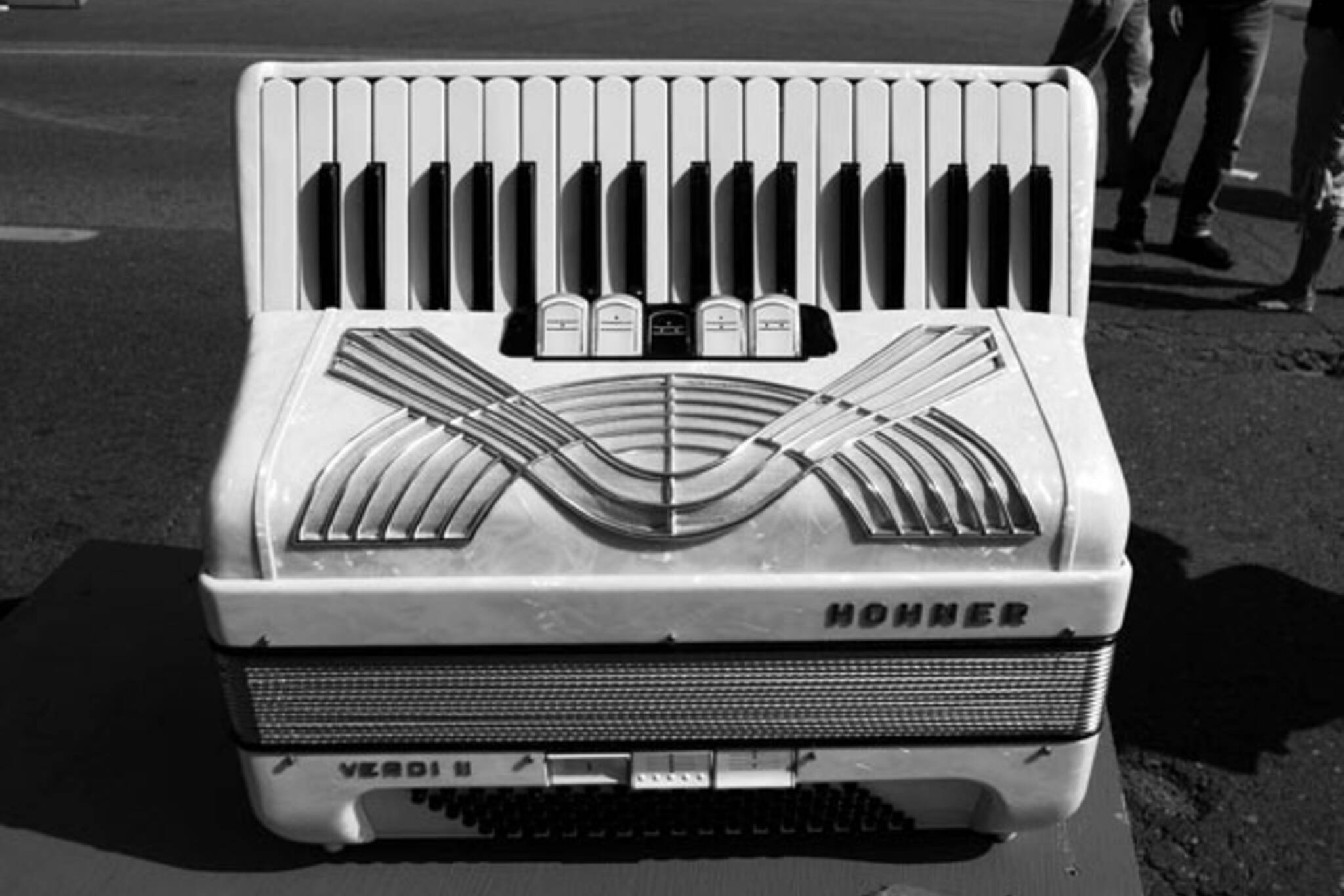 giant accordion toronto
