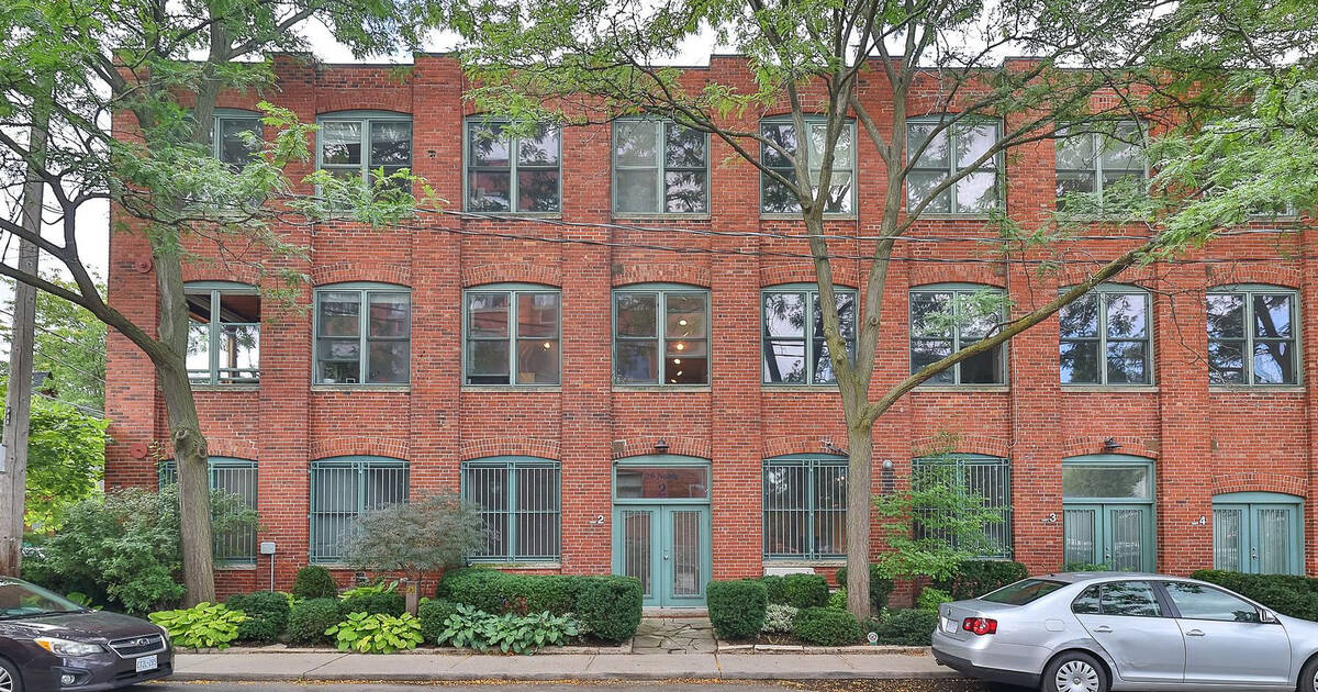 多伦多市场上首次挂牌出售一套价值140万加元的复式公寓