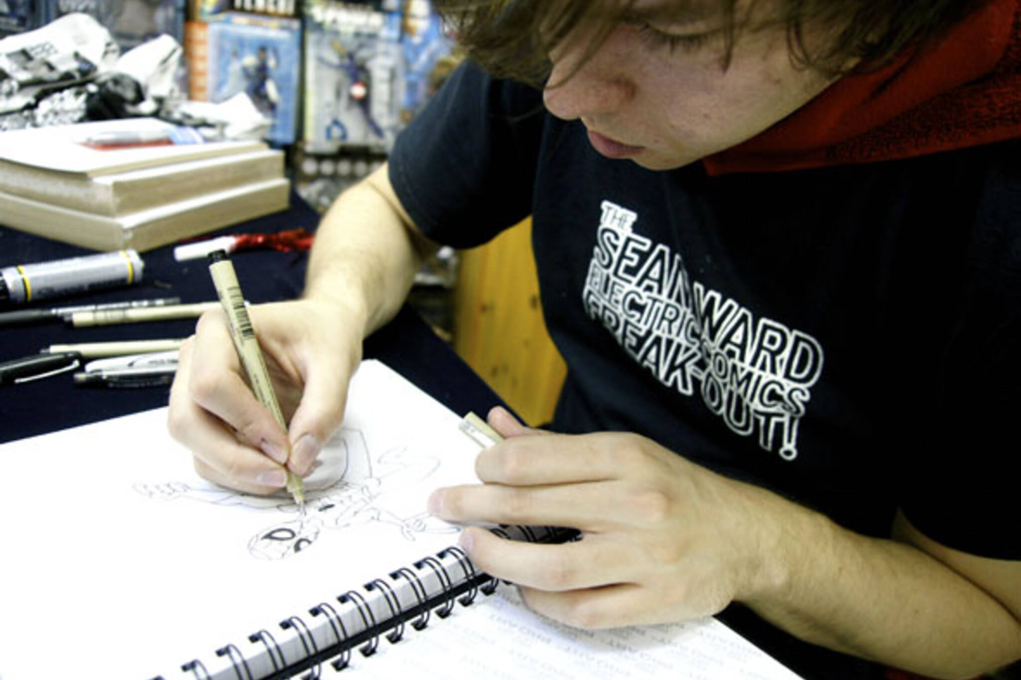 Sean Ward signs autographs at The Silver Snail
