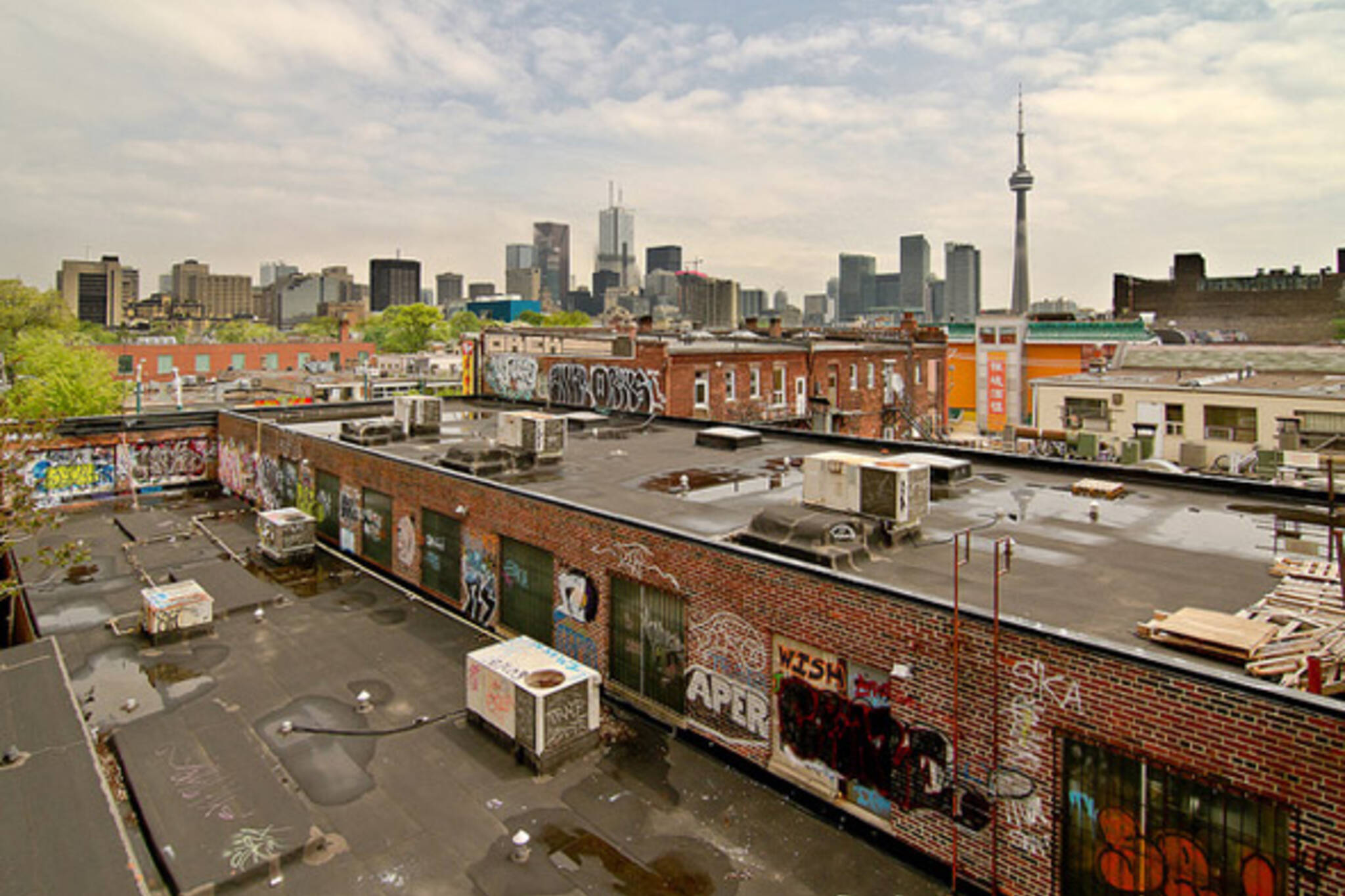 Toronto Kensington skyline