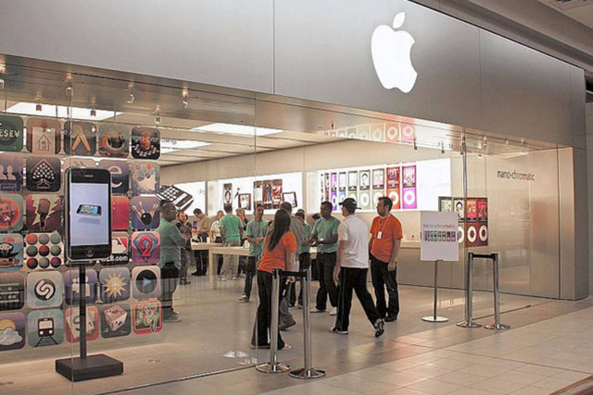 Could The Next Apple Toronto Store Be A Megastore?
