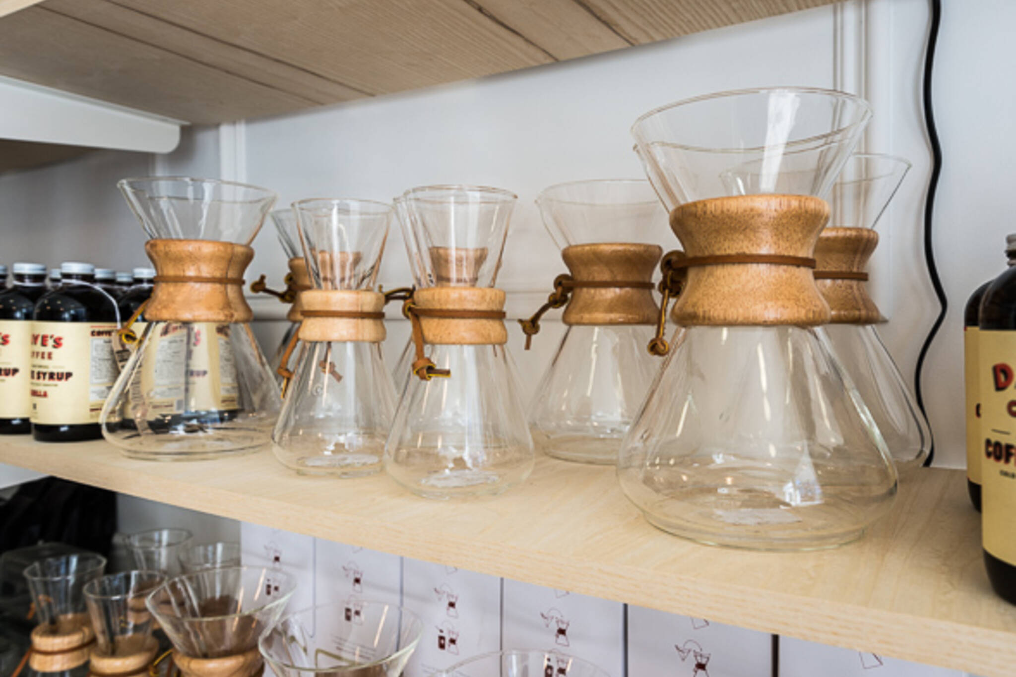 10 Shops To Stock Your Kitchen Cabinets In Toronto