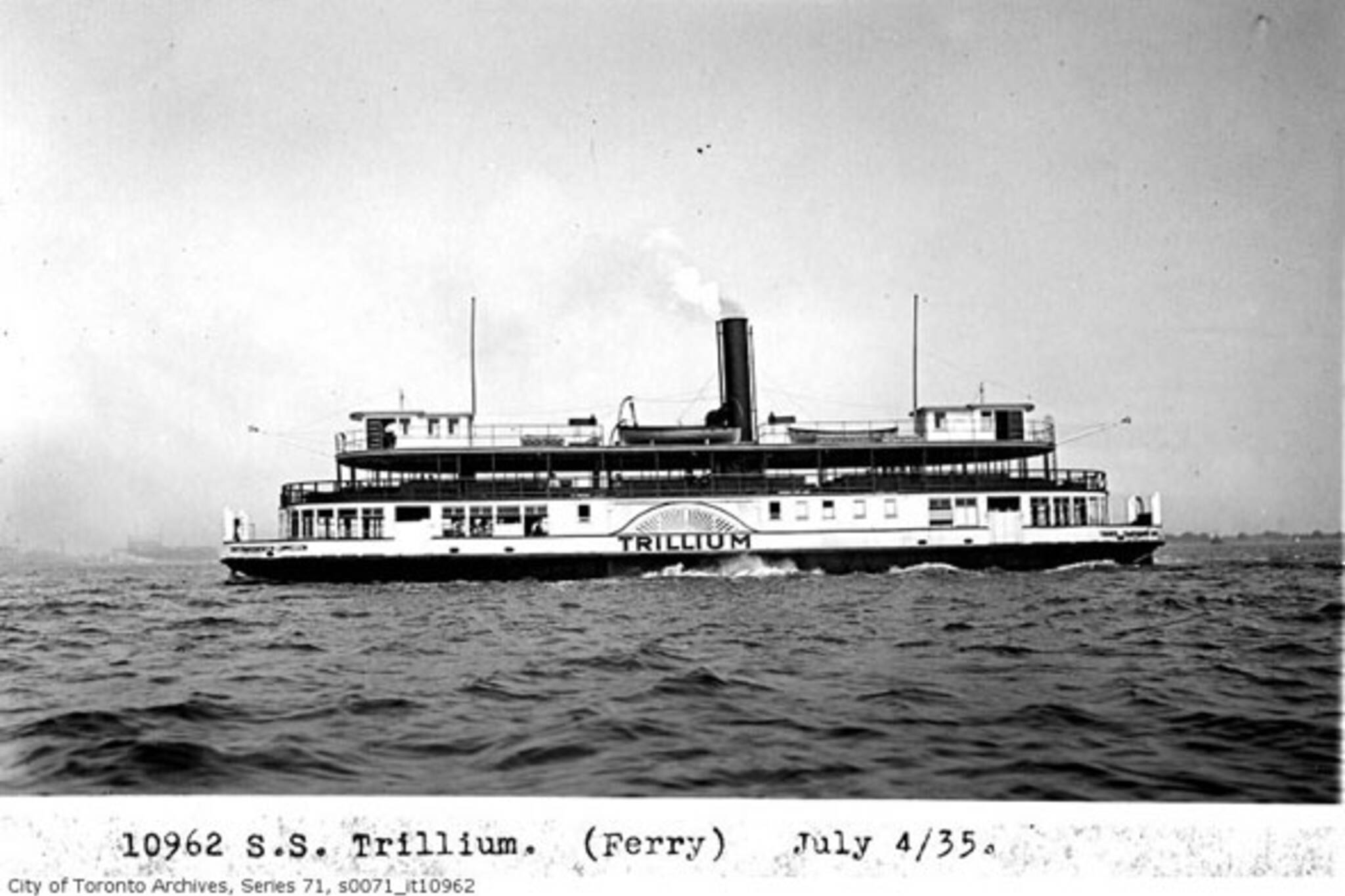 toronto trillium ferry