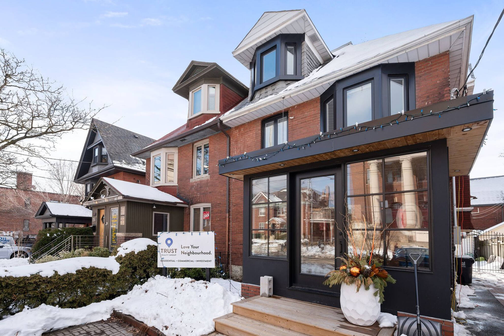 266 Roncesvalles Ave. Toronto