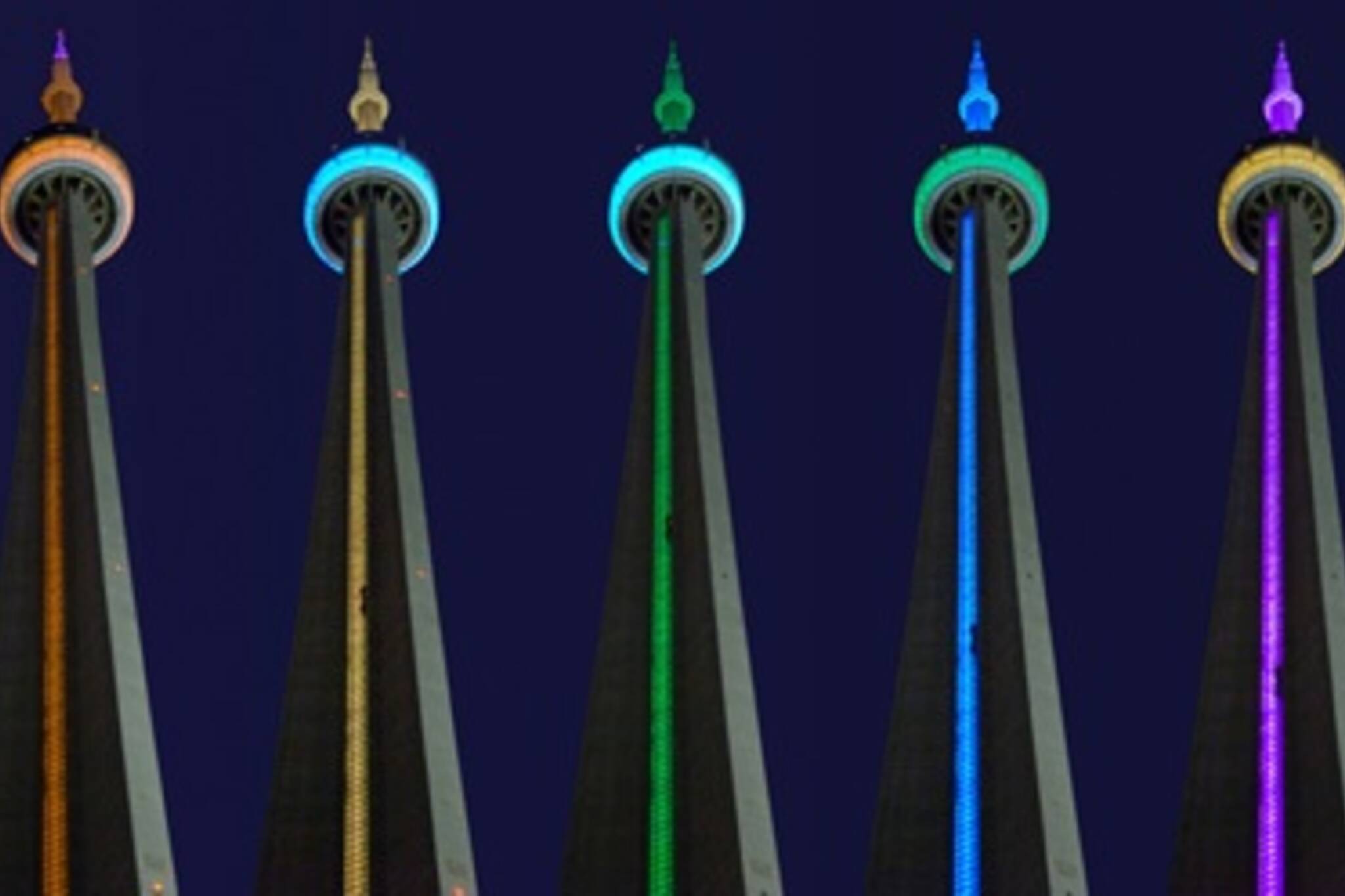 20090628-CN Tower Rainbow Sequence.jpg