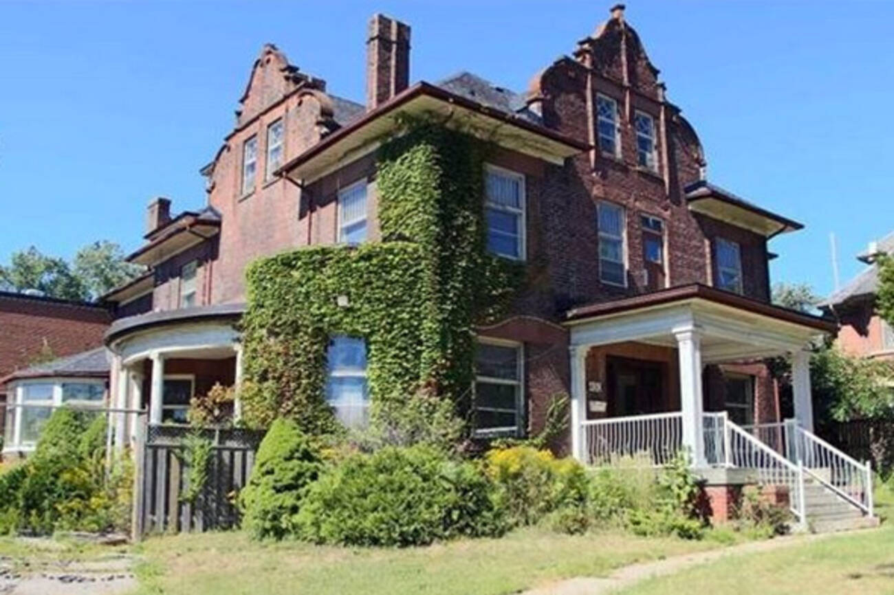 130yearold Toronto home listed for sale for 1