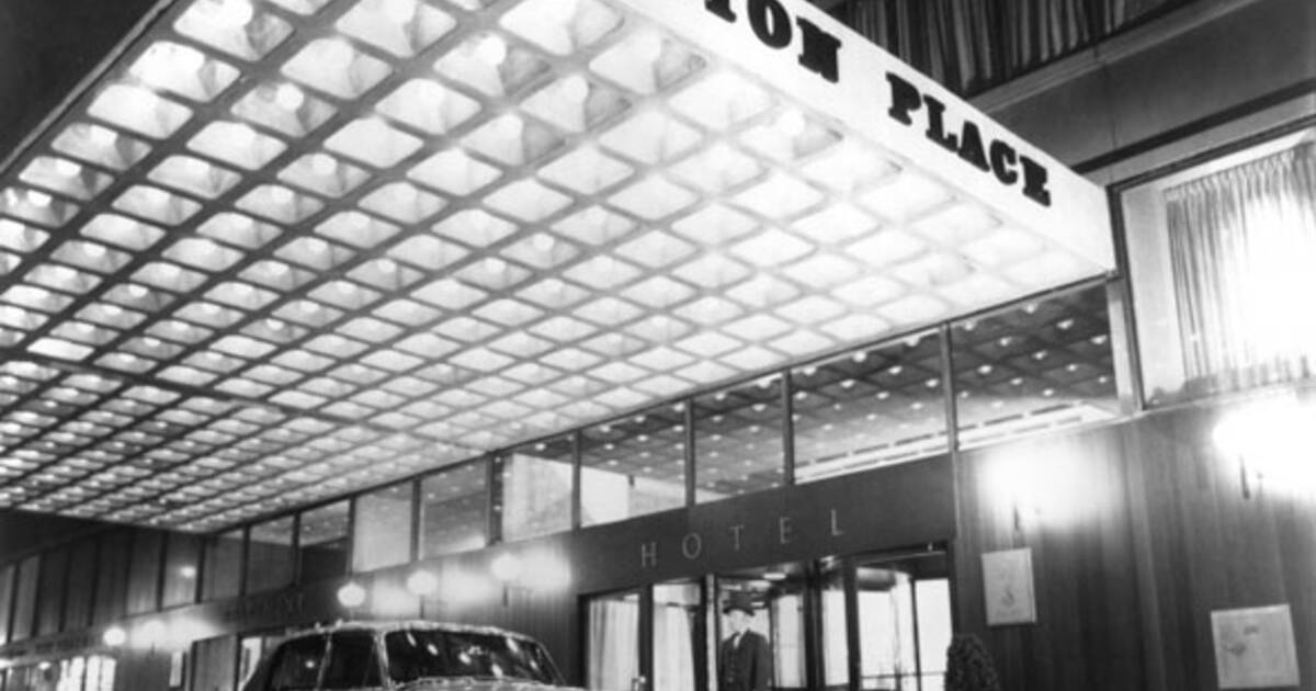 What the Sutton Place Hotel was like on opening day