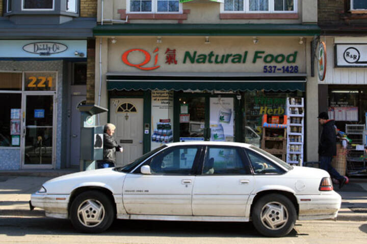 Qi Natural Food