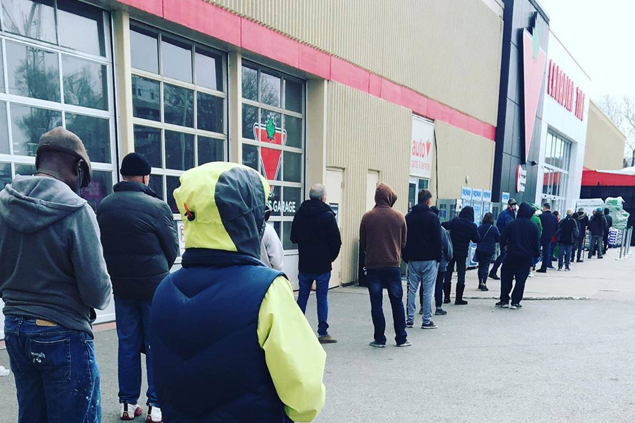 Canadian Tire is closing all stores and now their web site has too much