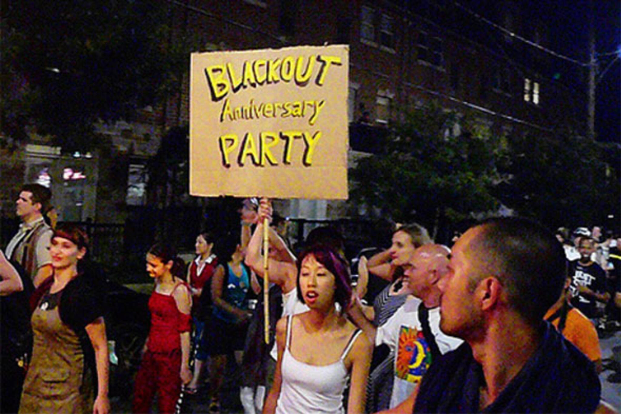 blackout party 2003