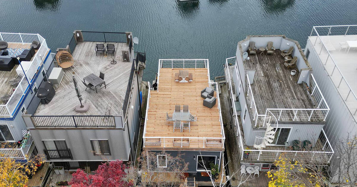 这艘多伦多的房屋游艇只售80万加元，并配有真正的庭院空间