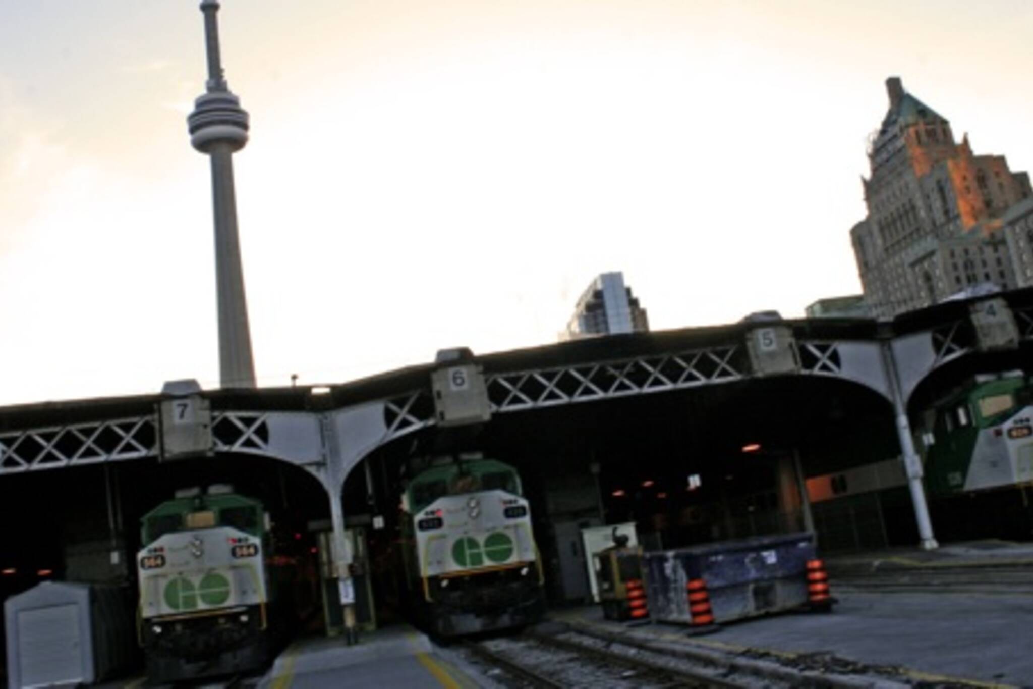 GO Train Delays Toronto