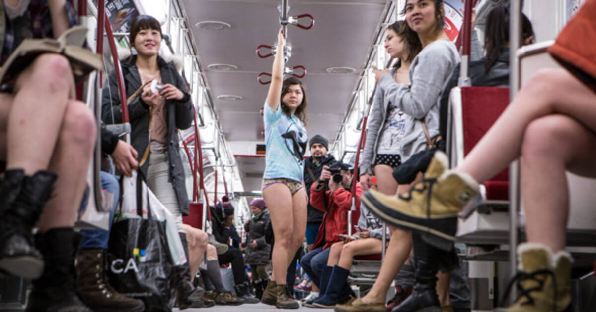 20 Photos Of Pants Free Riders Taking Over The Ttc