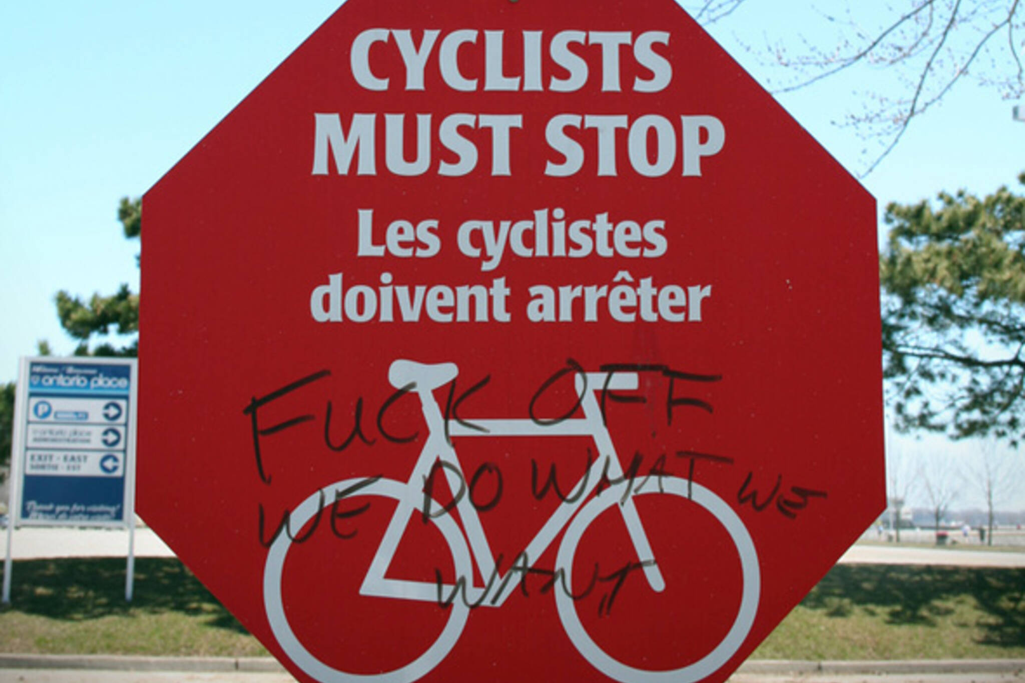 cyclists traffic laws toronto