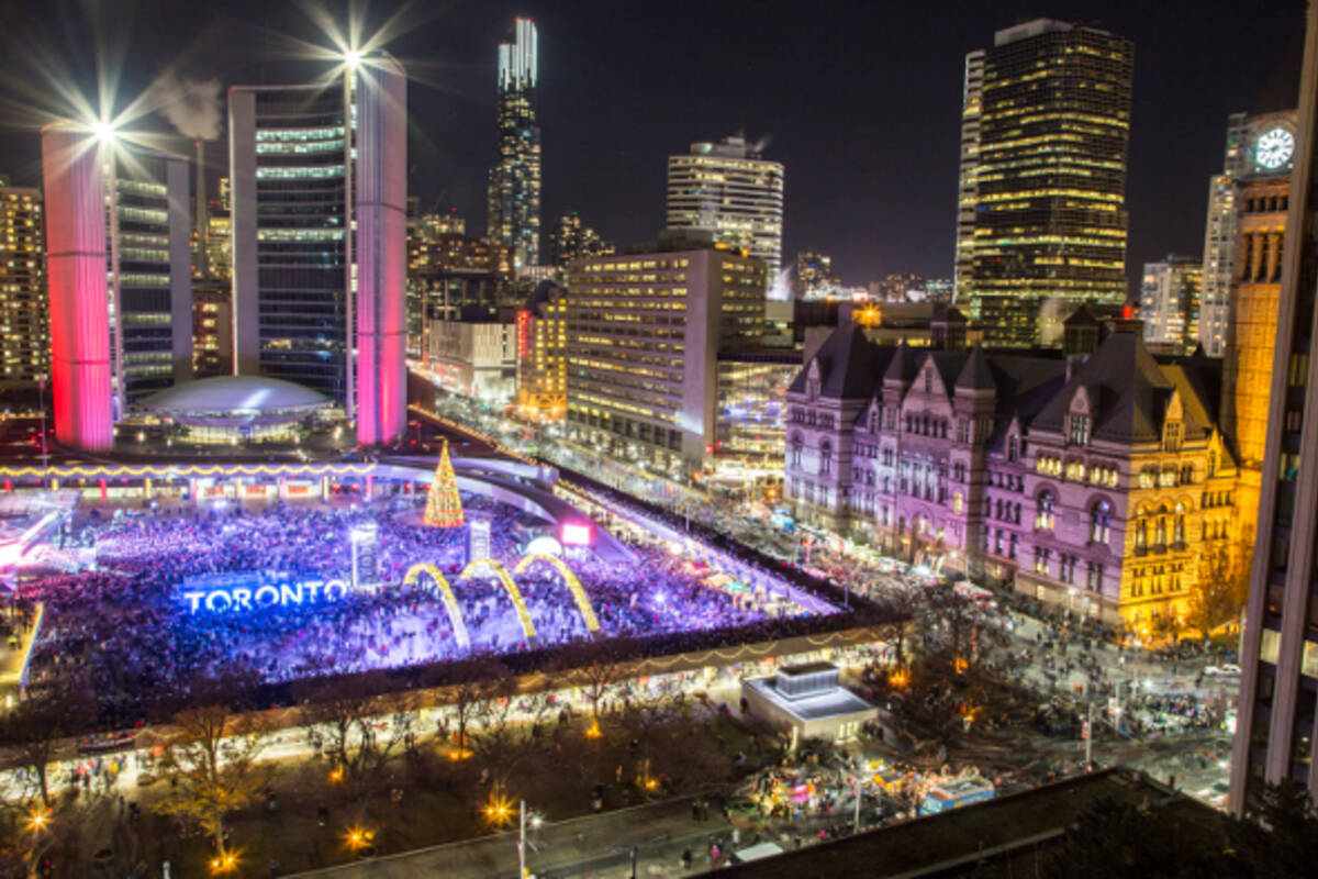 10 dazzling holiday lighting ceremonies in Toronto