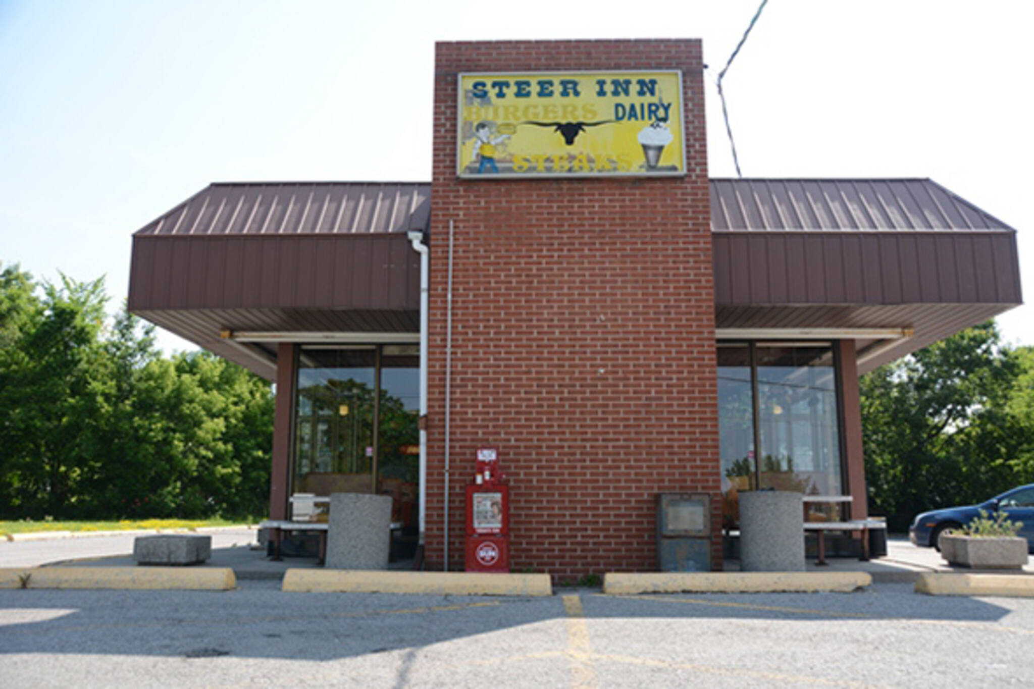 Steer Inn Burgers