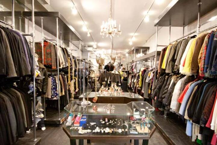 Online resale and consignment swank seconds clothes store offering