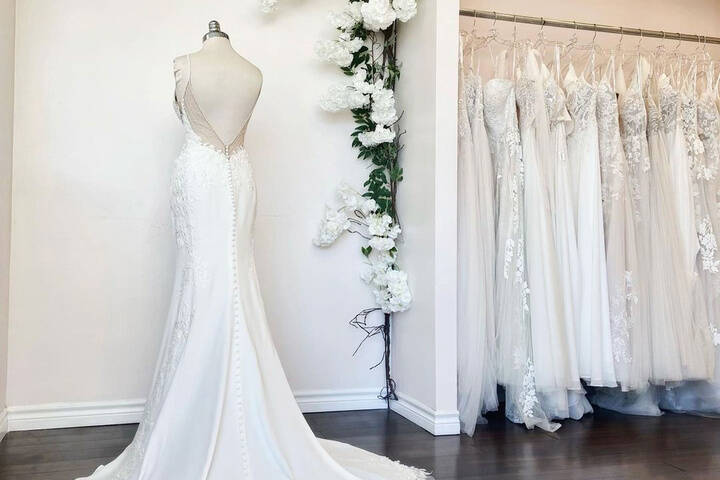 white lace bridal couture Toronto