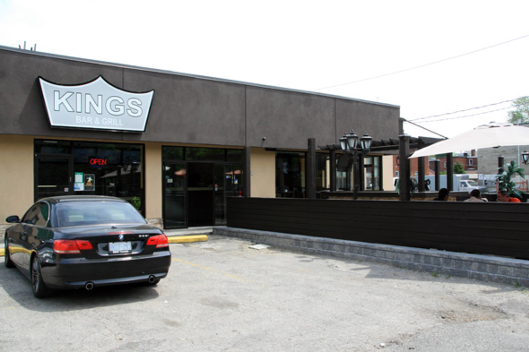 King's Bar & Grill