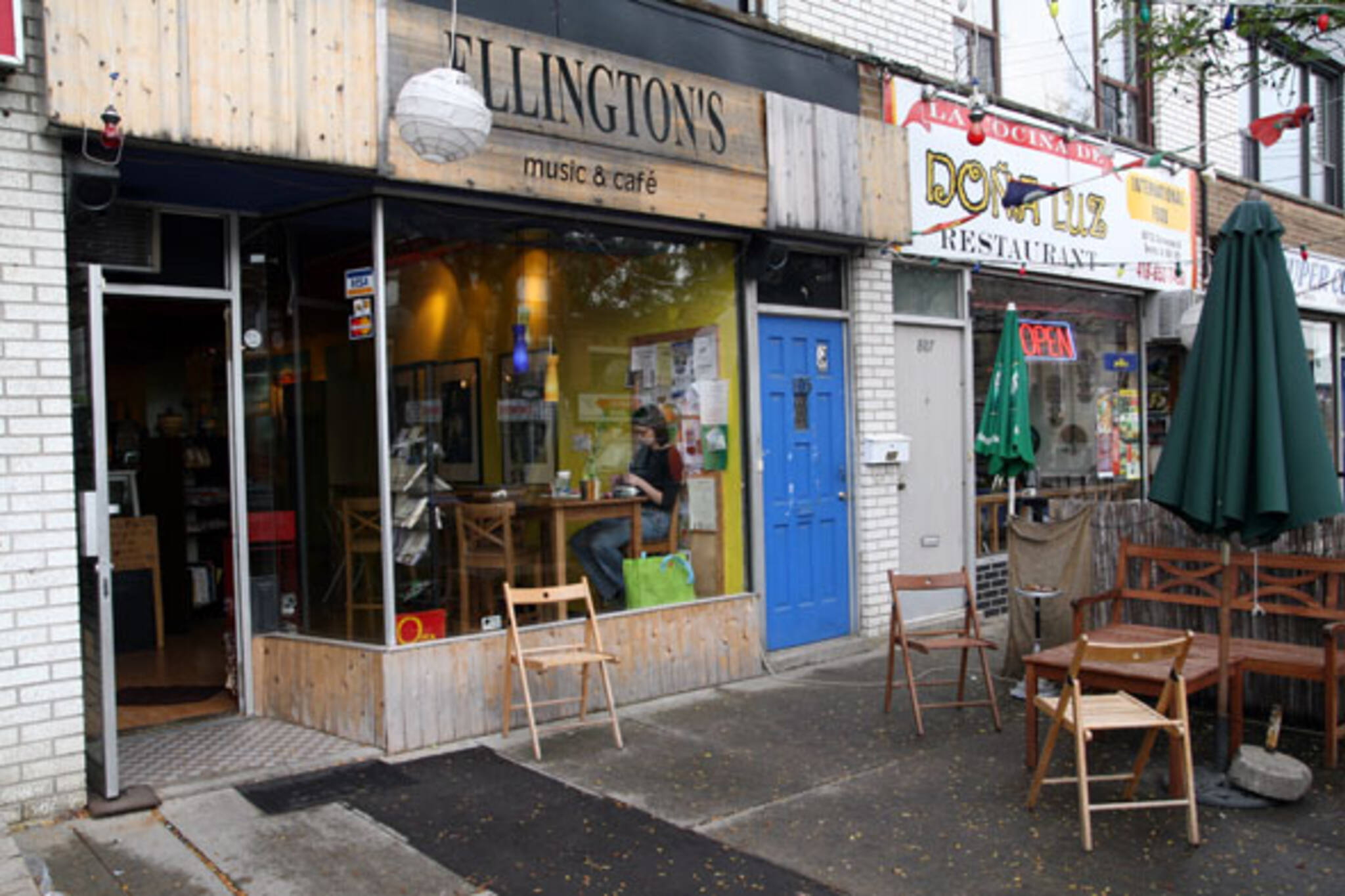 Ellingtons Cafe