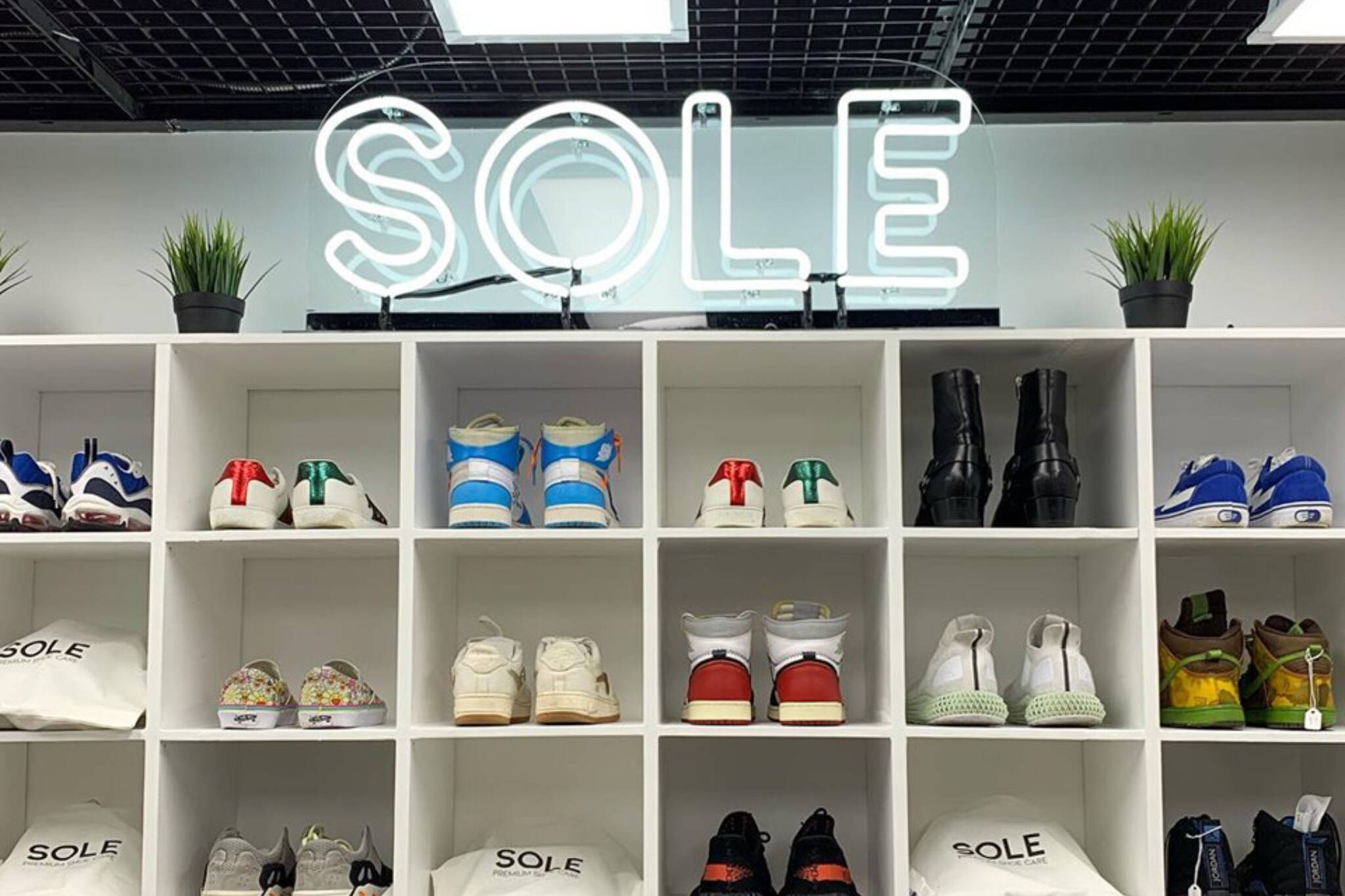 sole cleaners toronto